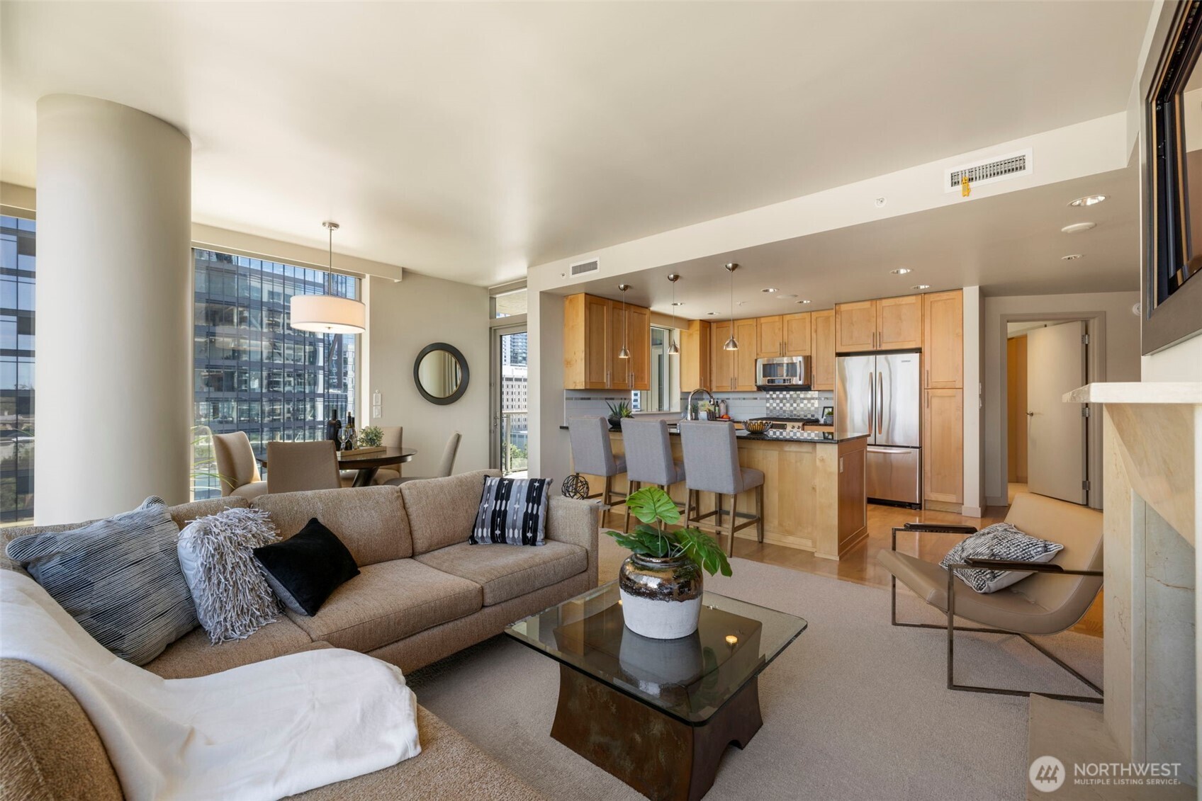 10610 NE 9th Place Unit: 1220