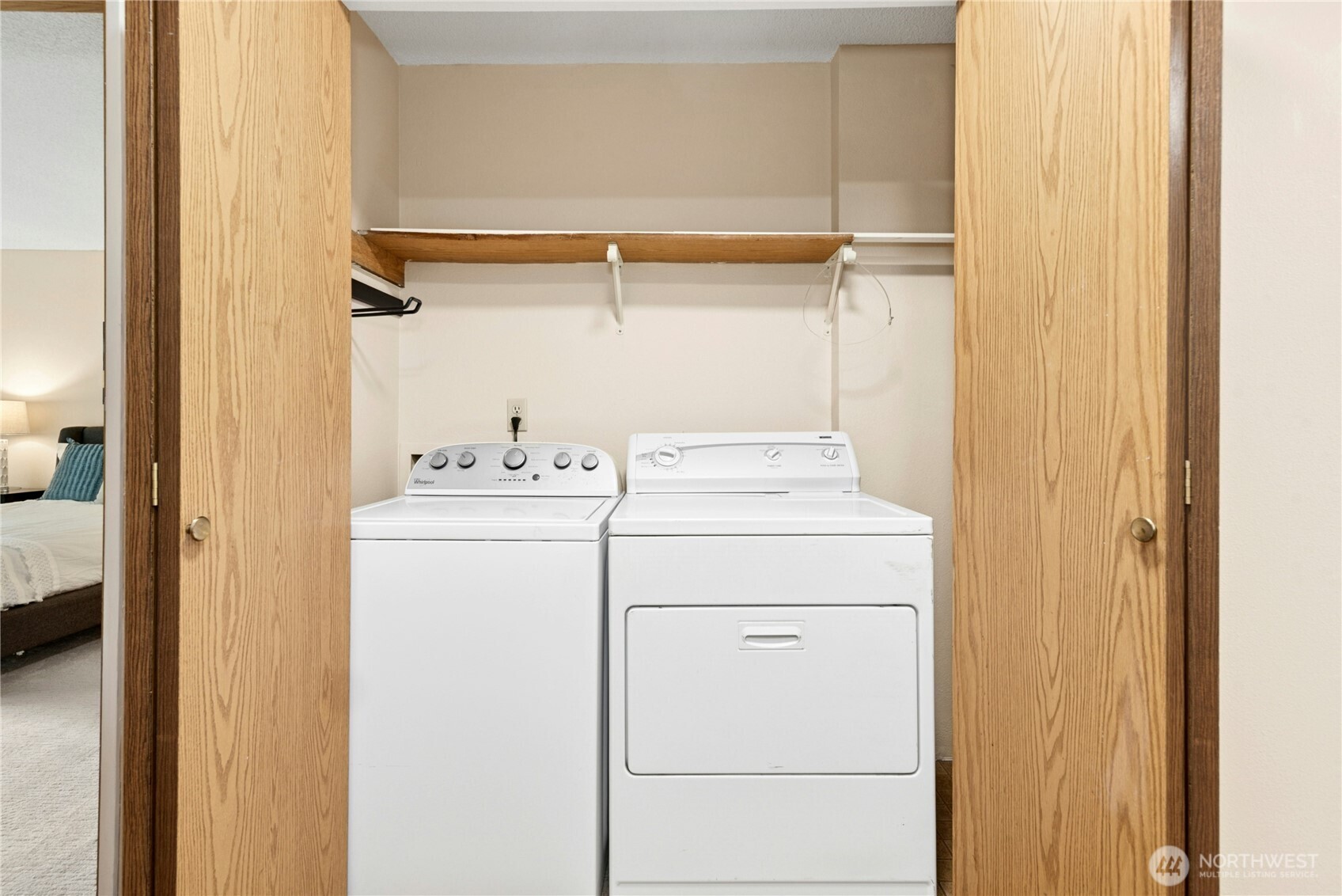 13717 Linden Avenue N Unit: 103