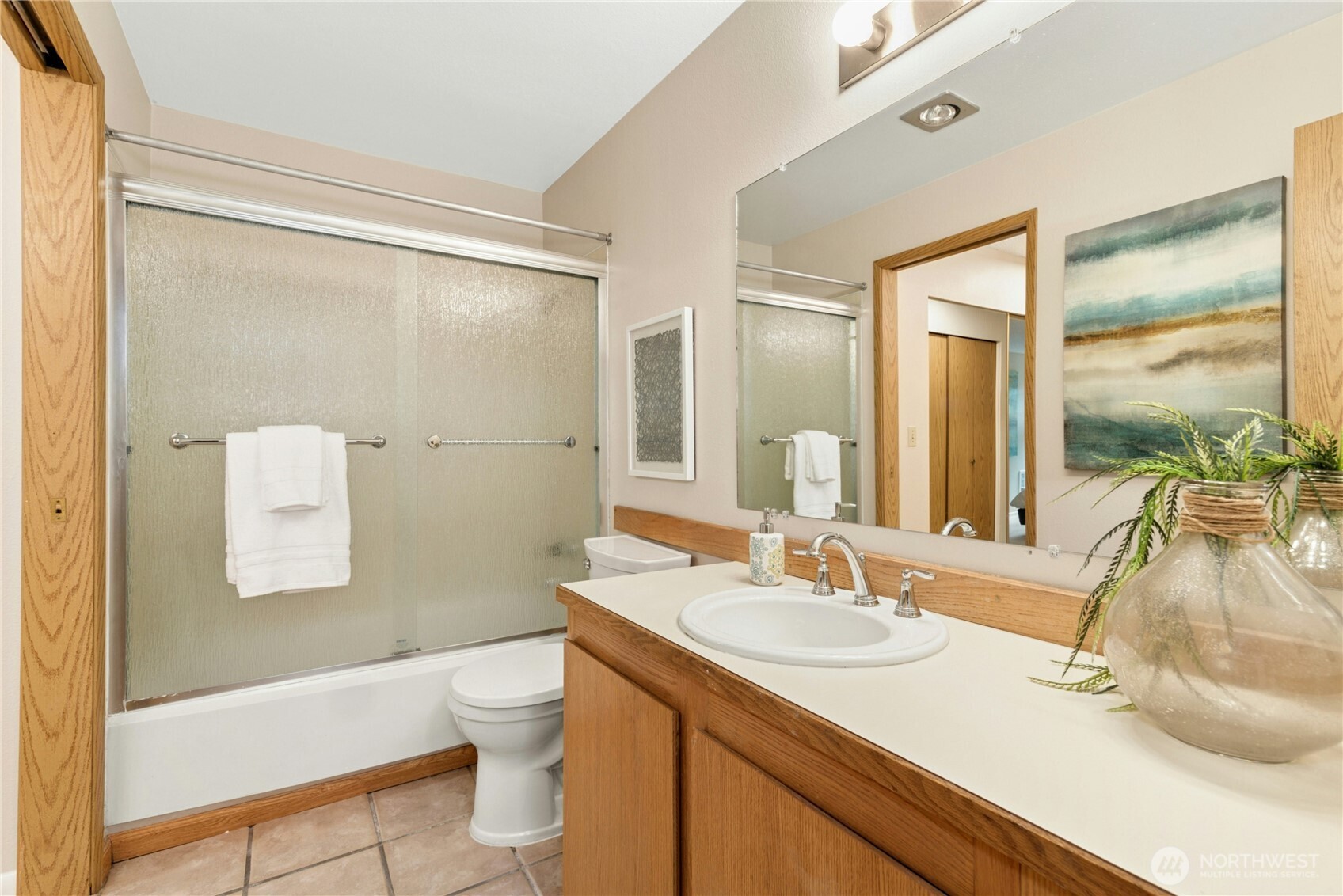 13717 Linden Avenue N Unit: 103