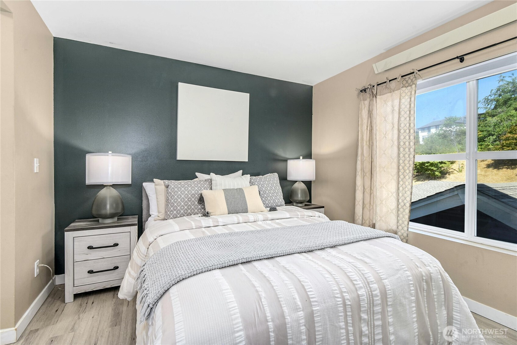 1698 25th Place NE Unit: 304