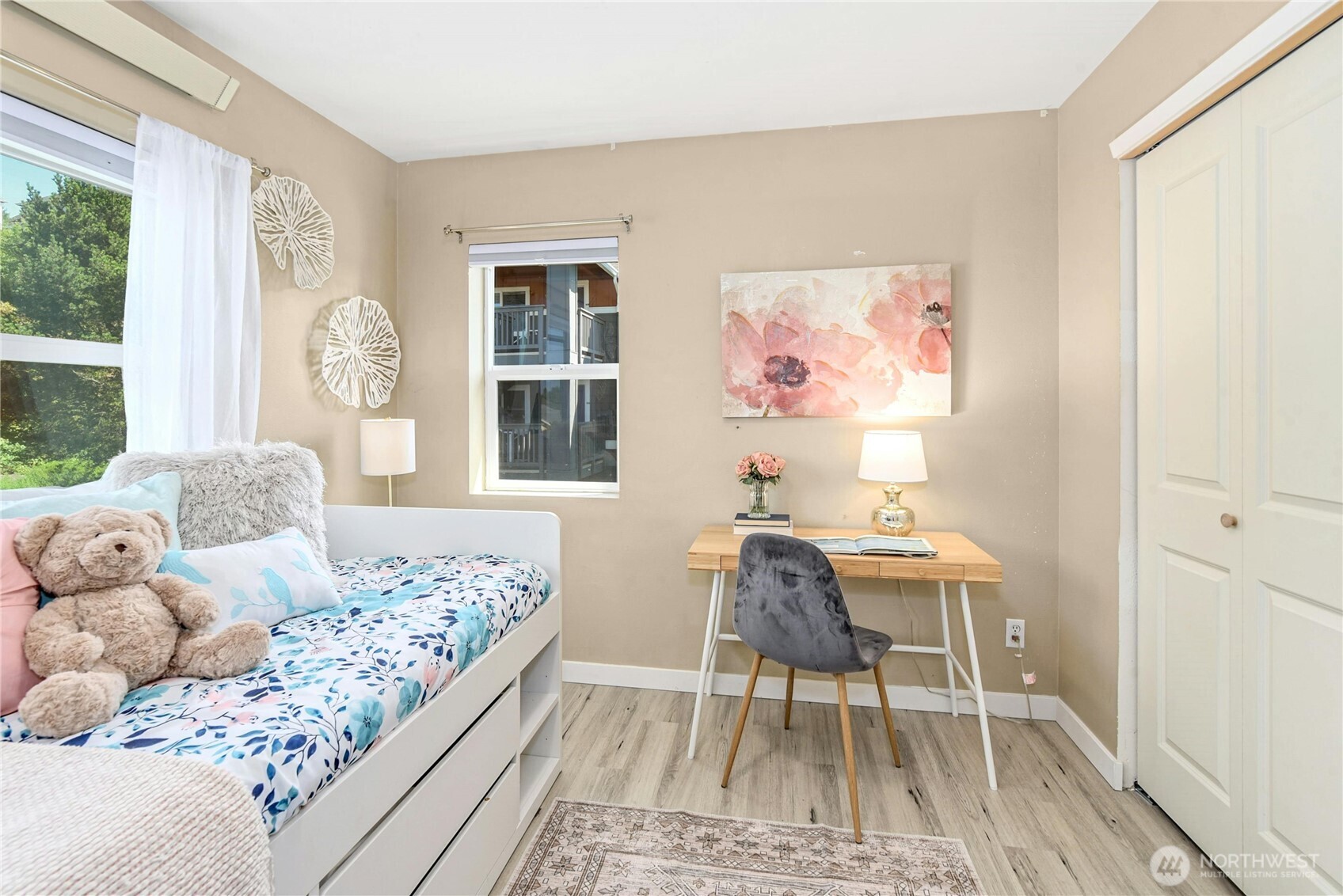 1698 25th Place NE Unit: 304