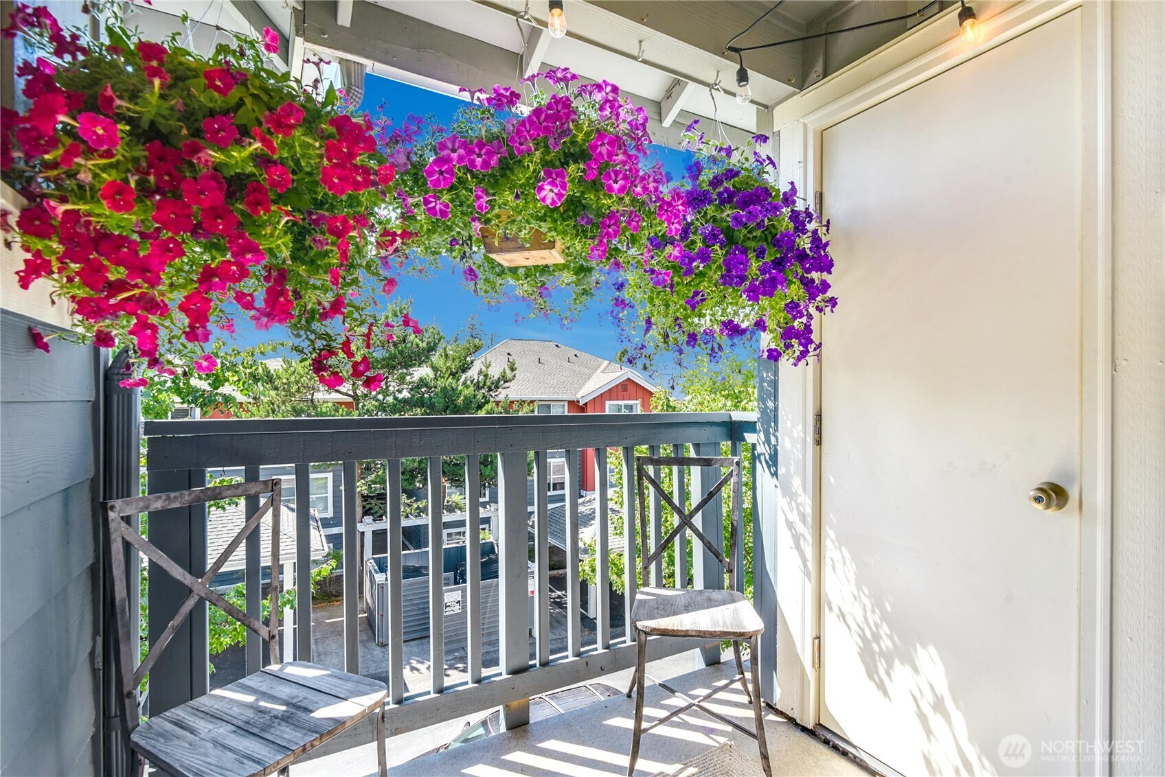 1698 25th Place NE Unit: 304