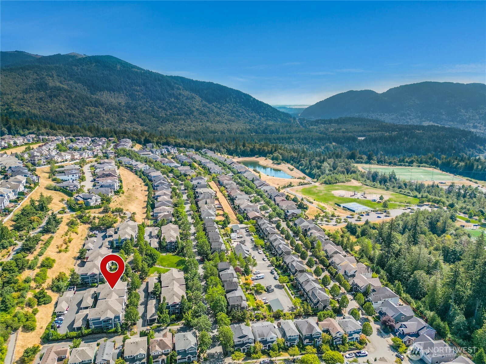 1698 25th Place NE Unit: 304