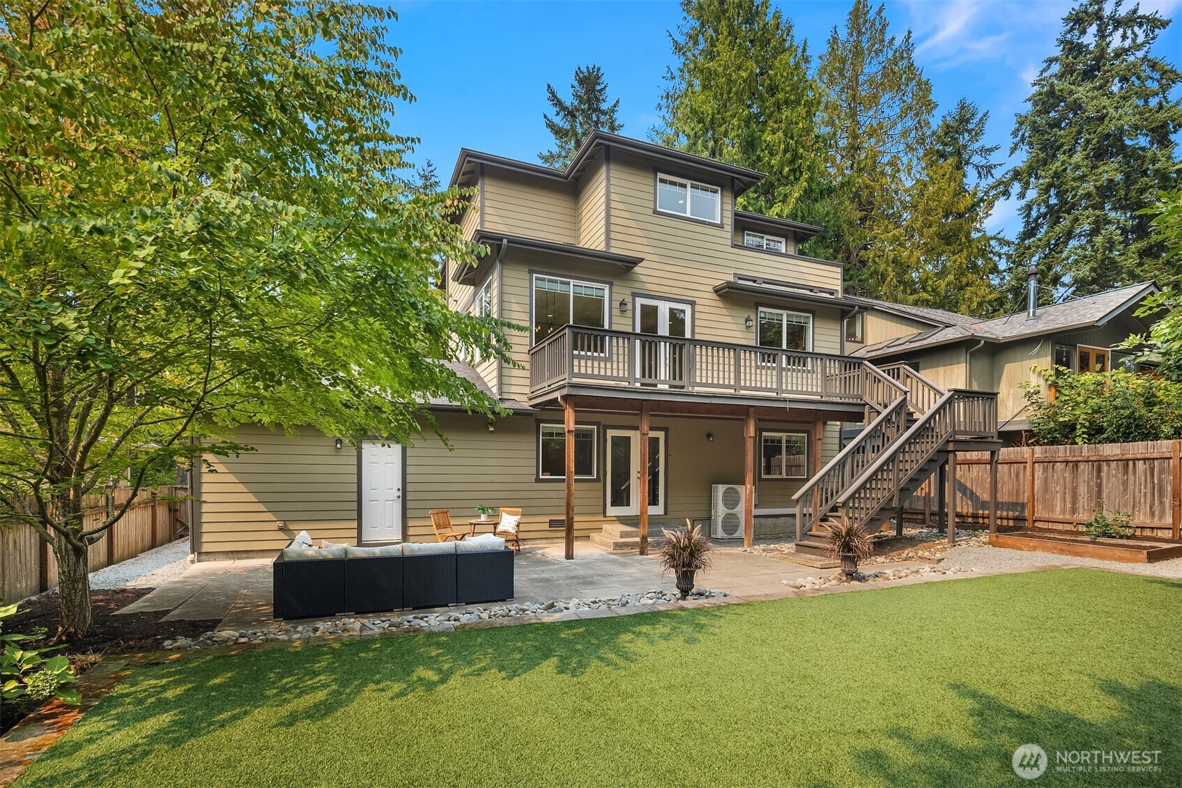 10334 46th Avenue NE