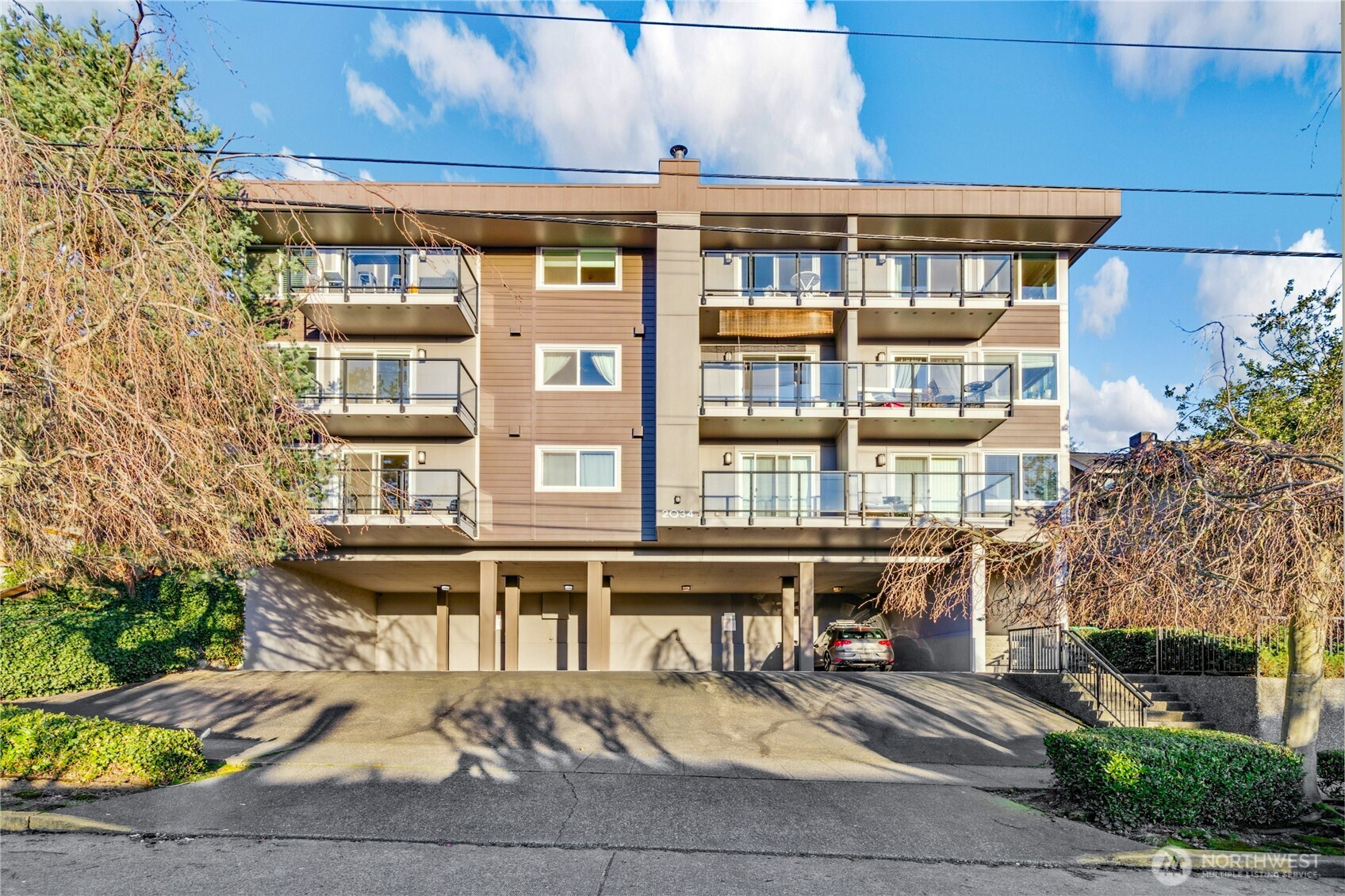 2034 14th Avenue W Unit: 304