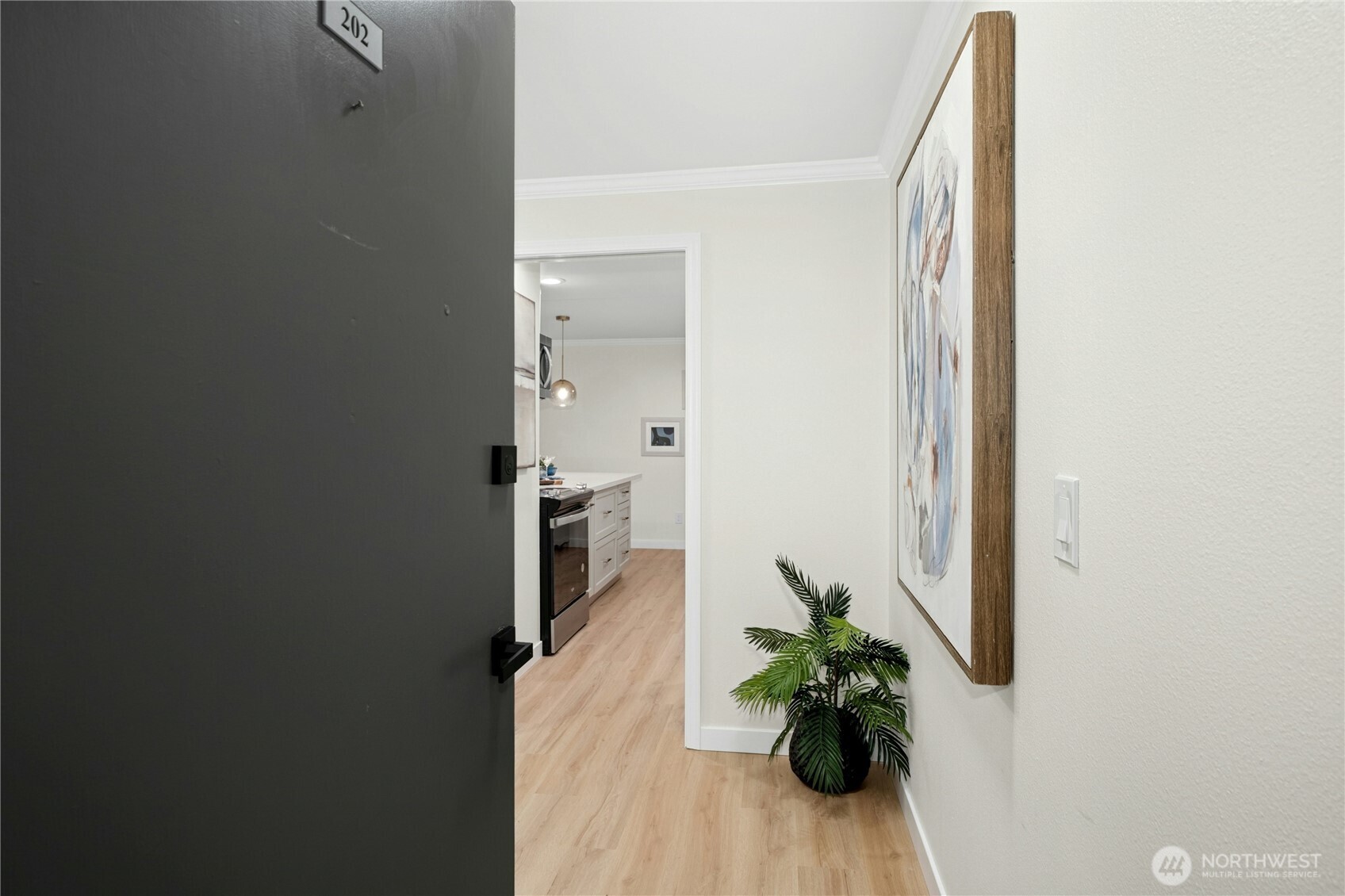 733 Lake Street S Unit: 202