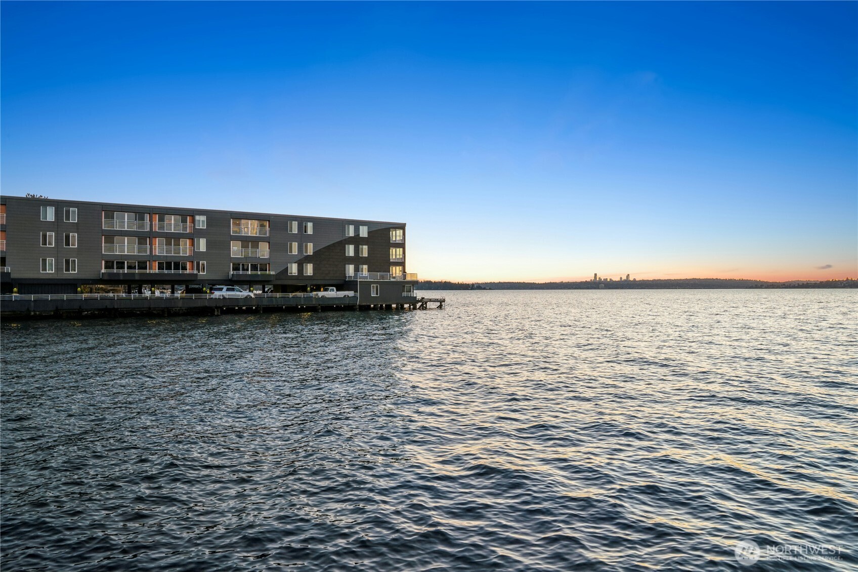 733 Lake Street S Unit: 202