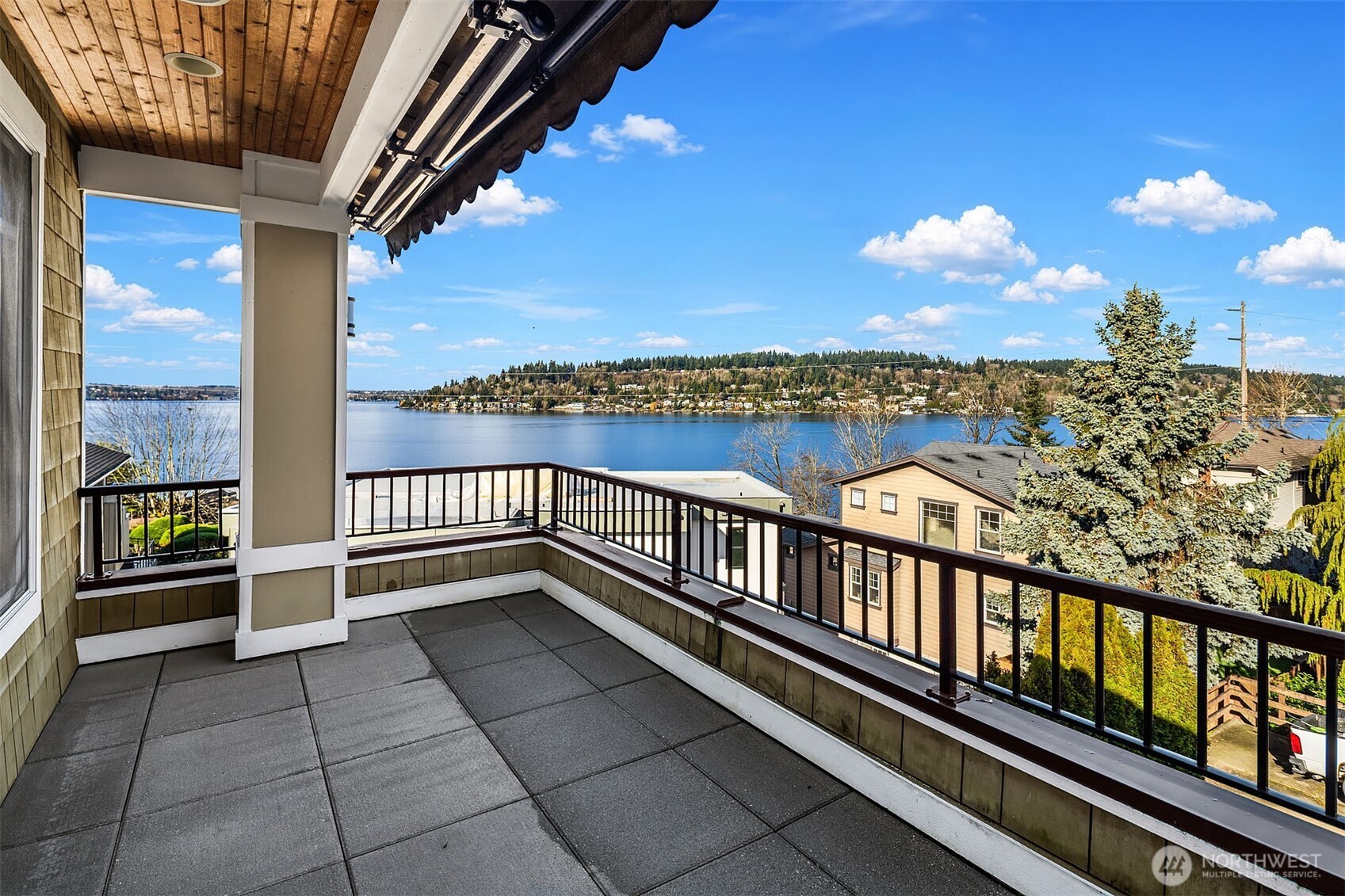 3311 Burnett Avenue N