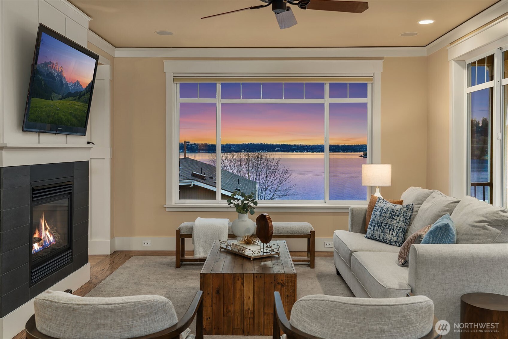 3311 Burnett Avenue N