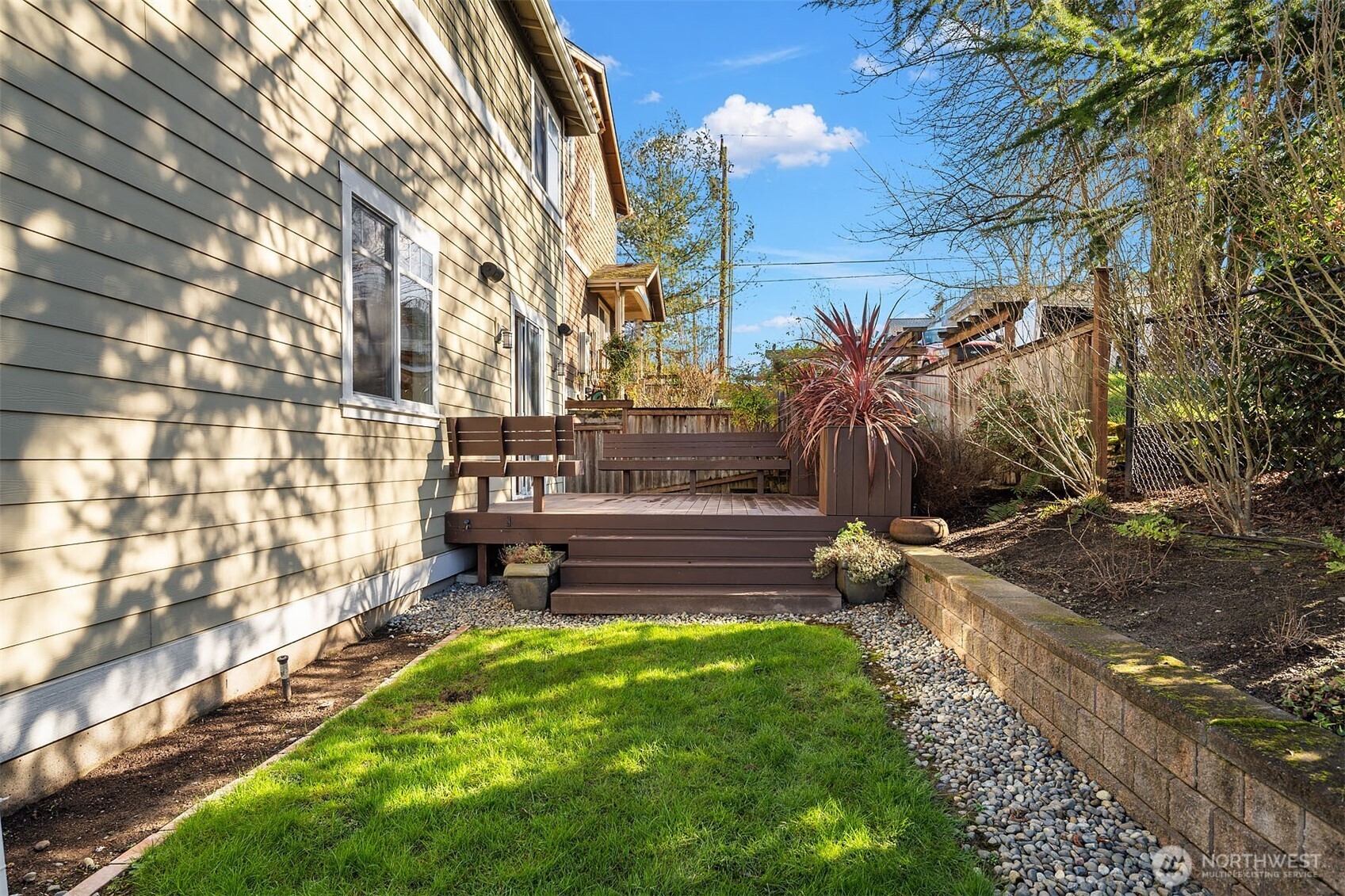 3311 Burnett Avenue N