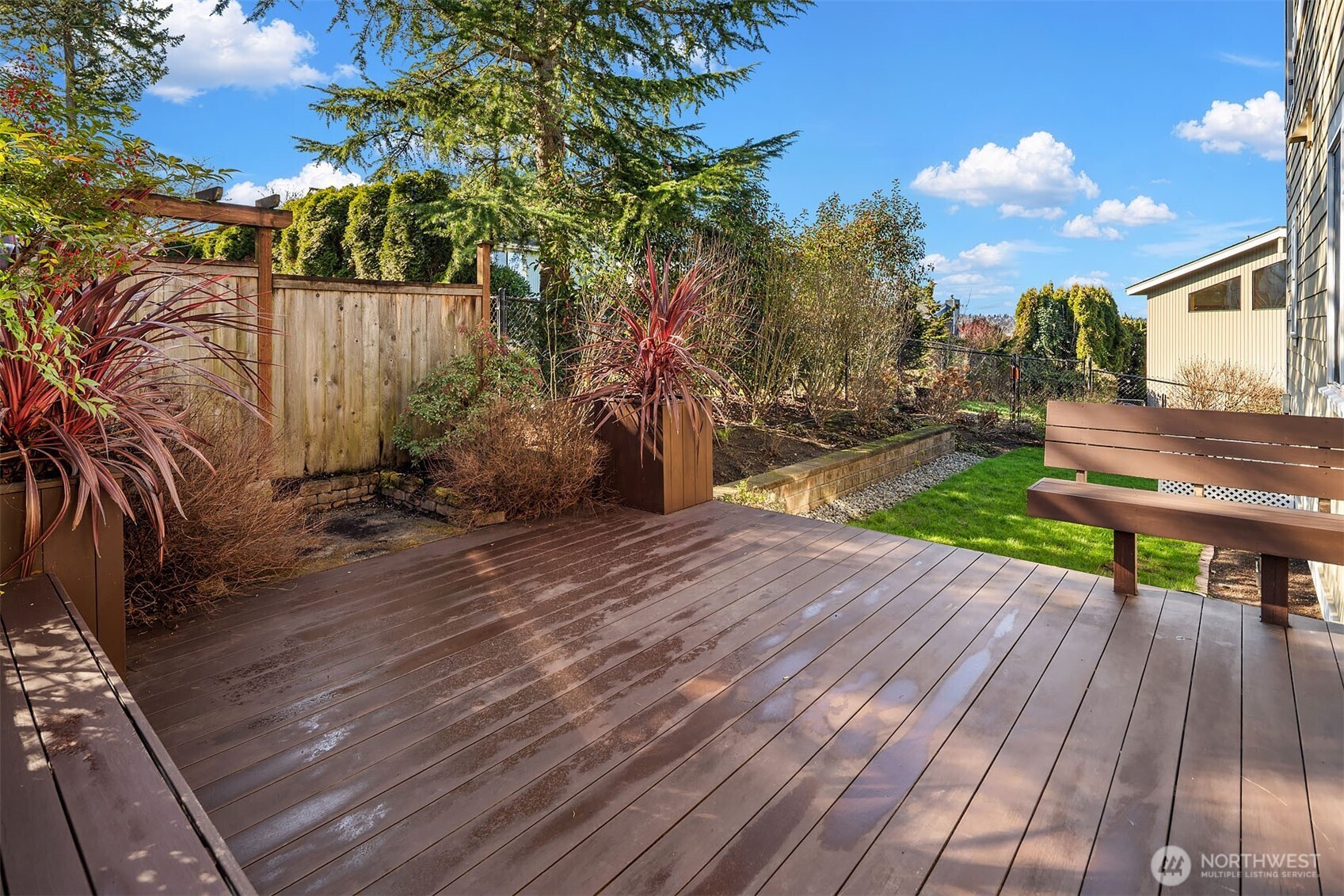 3311 Burnett Avenue N