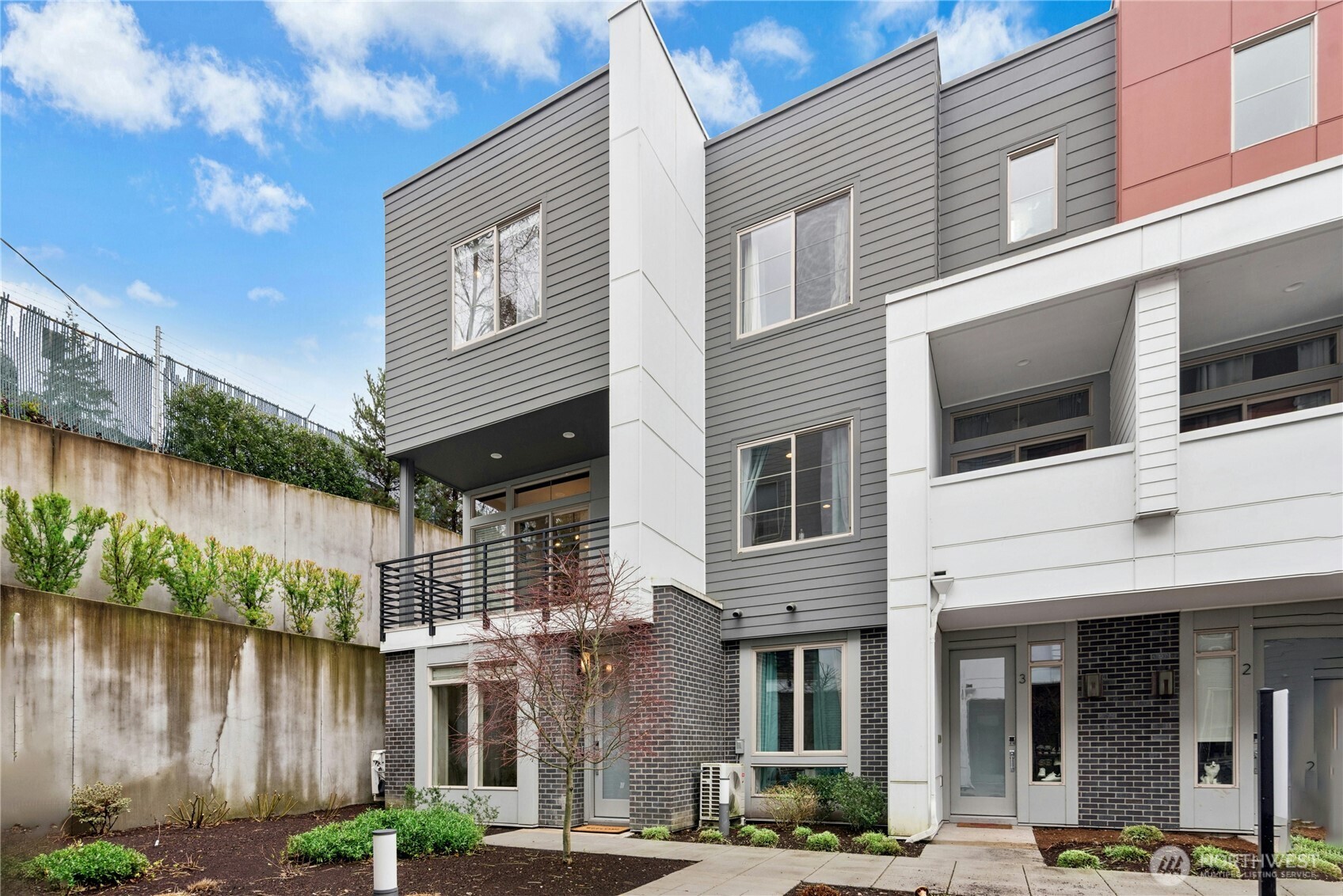 11416 117th Lane NE Unit: E004