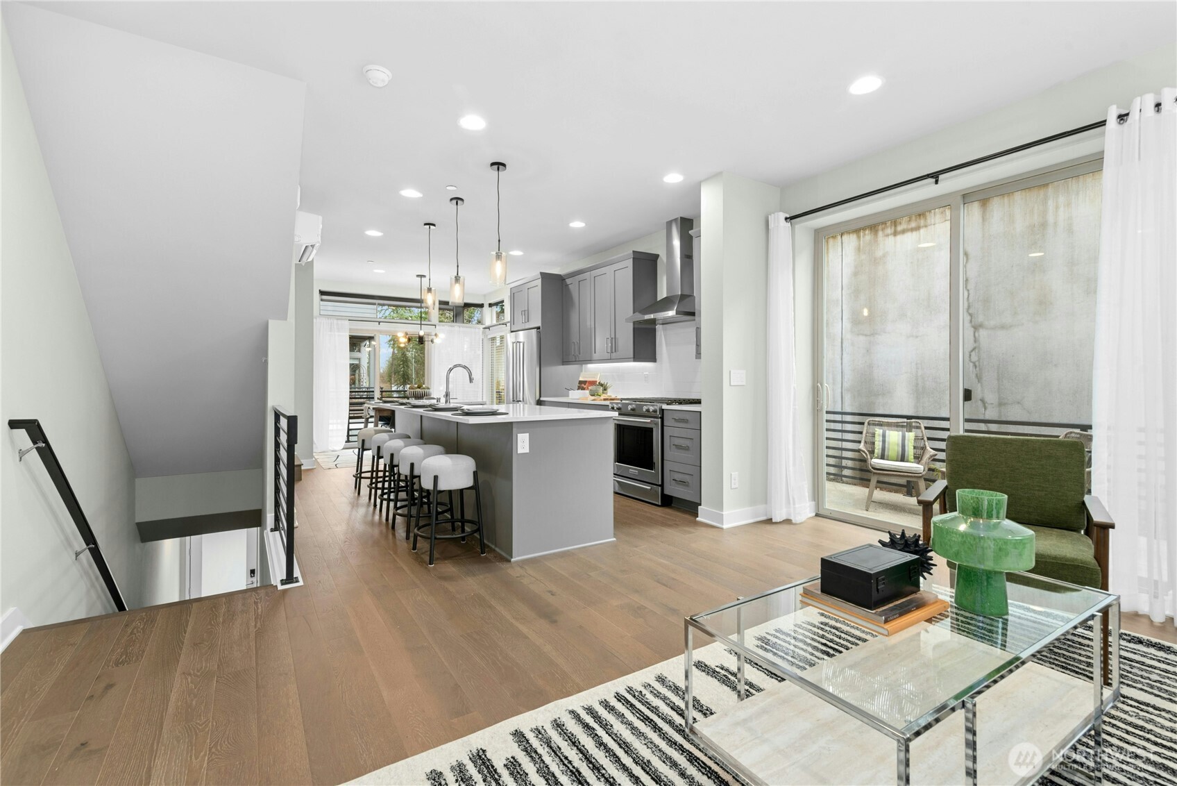 11416 117th Lane NE Unit: E004