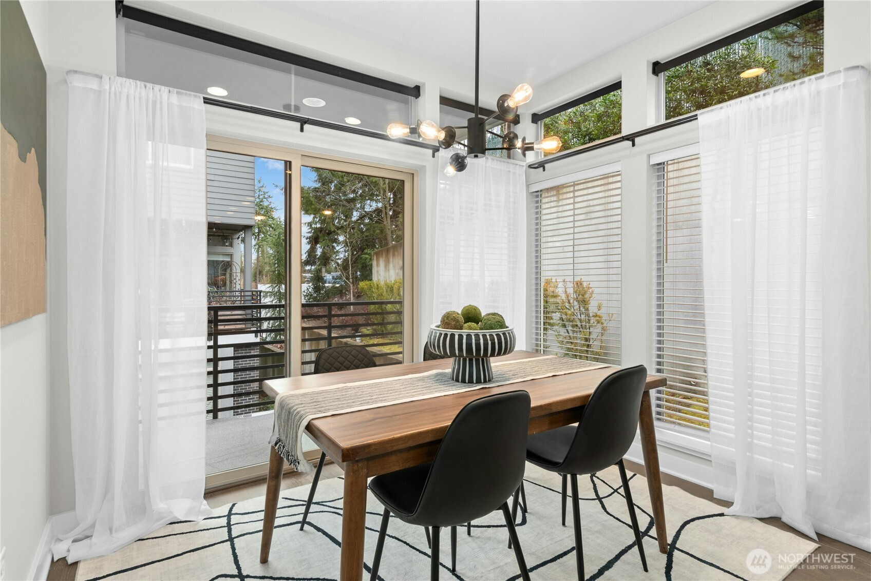 11416 117th Lane NE Unit: E004