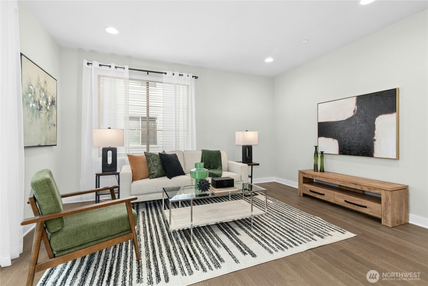 11416 117th Lane NE Unit: E004