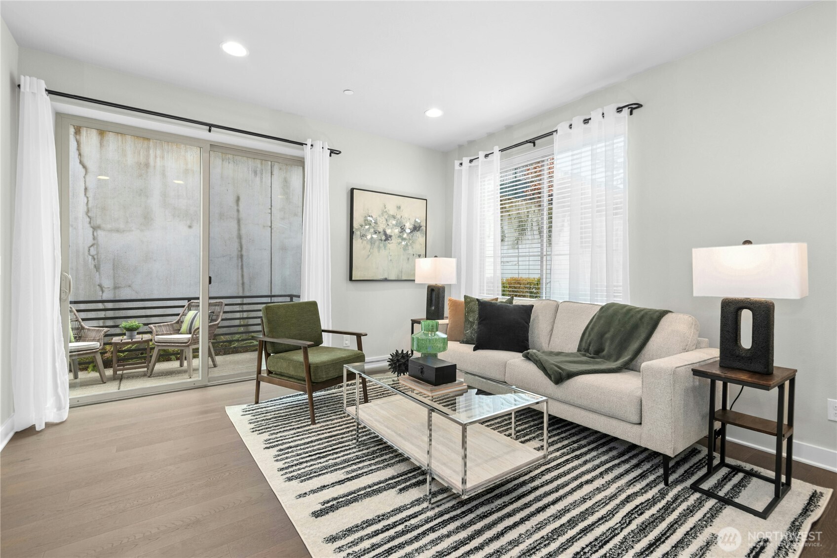 11416 117th Lane NE Unit: E004