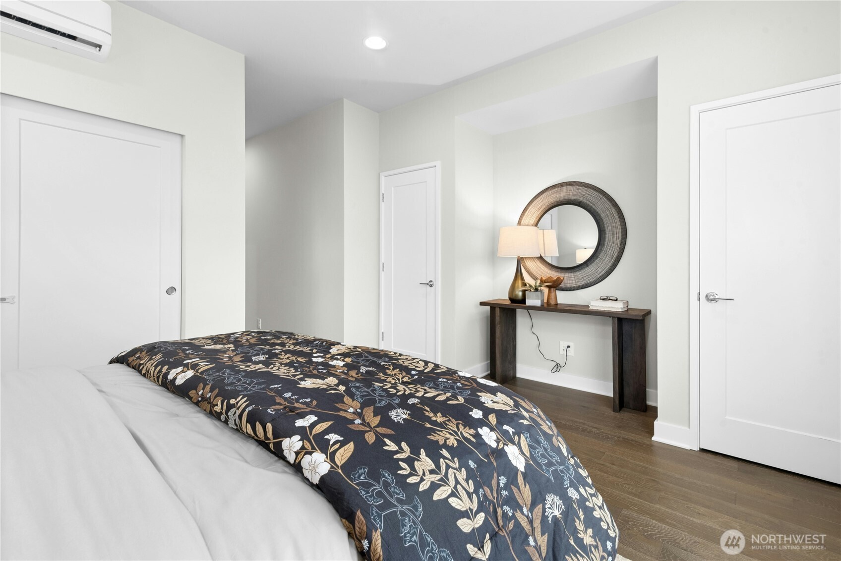 11416 117th Lane NE Unit: E004