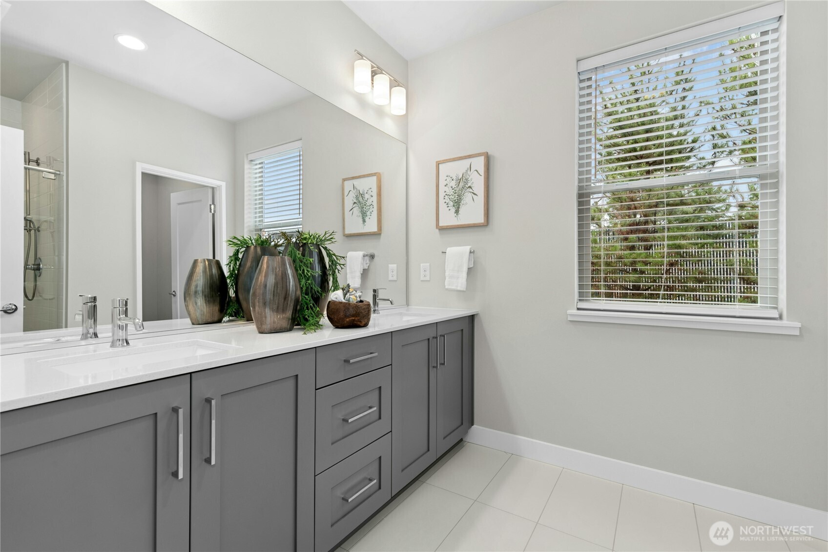 11416 117th Lane NE Unit: E004