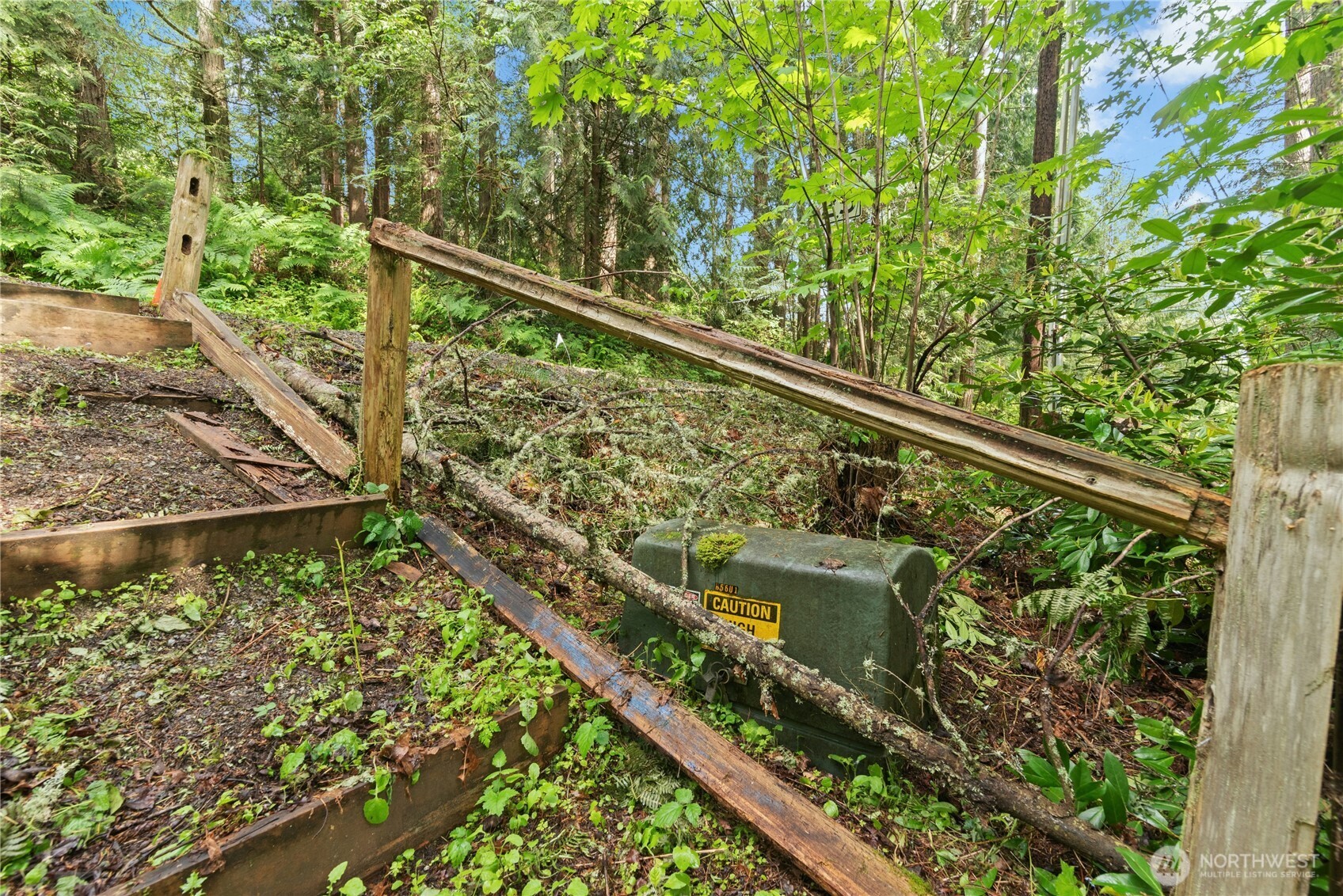 3304 W Ames Lake Drive NE