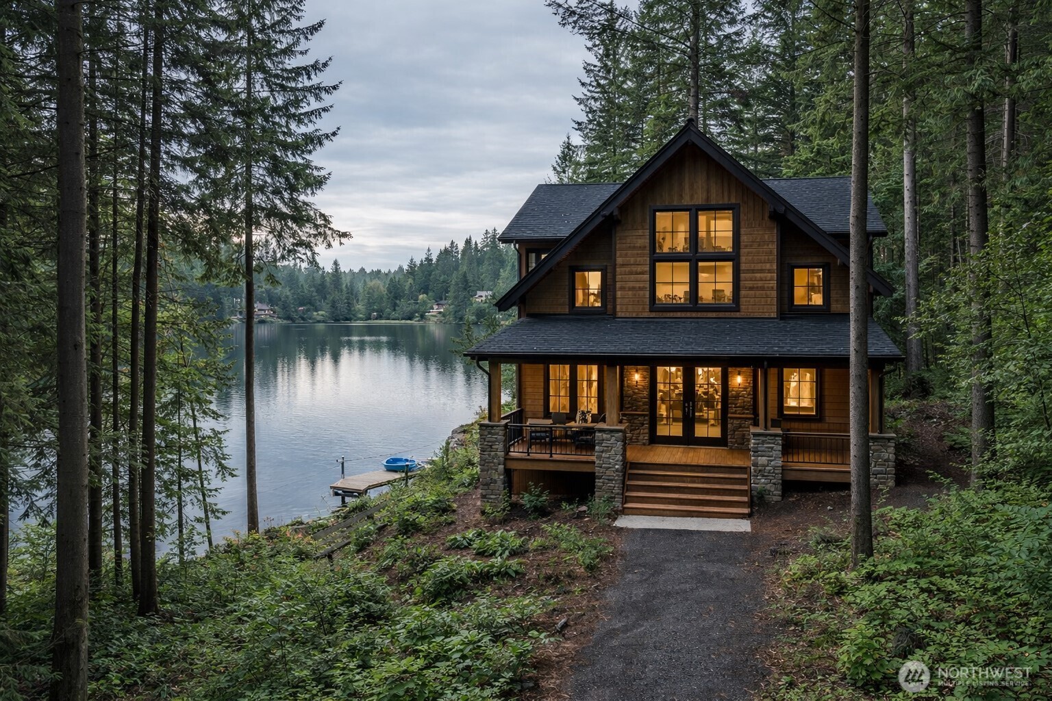 3304 W Ames Lake Drive NE