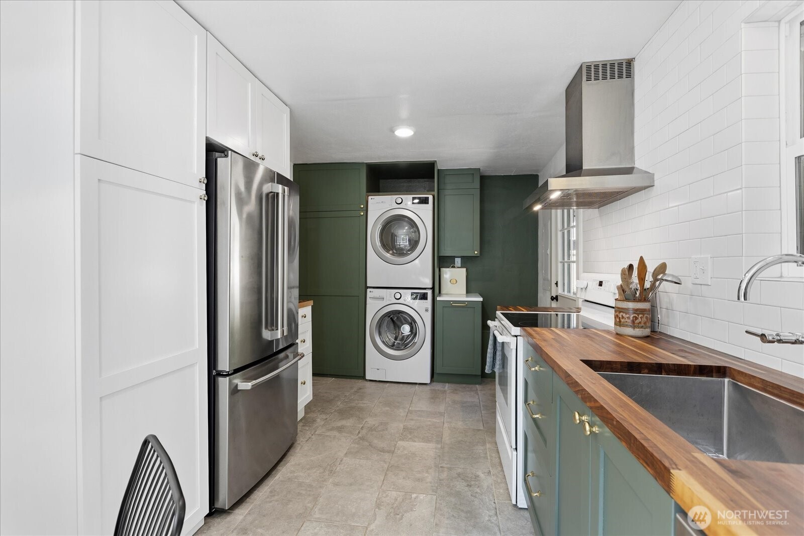 3008 NE 178th Street