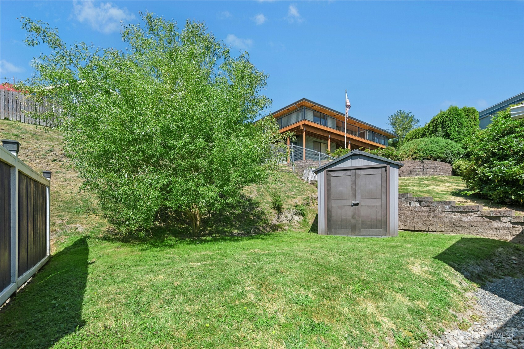 1035 Temple Drive
