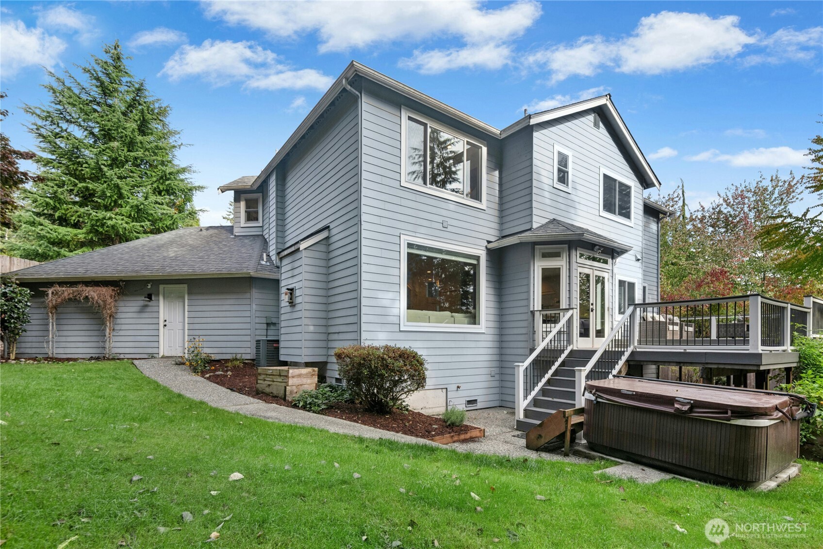 1467 SW 10th Street
