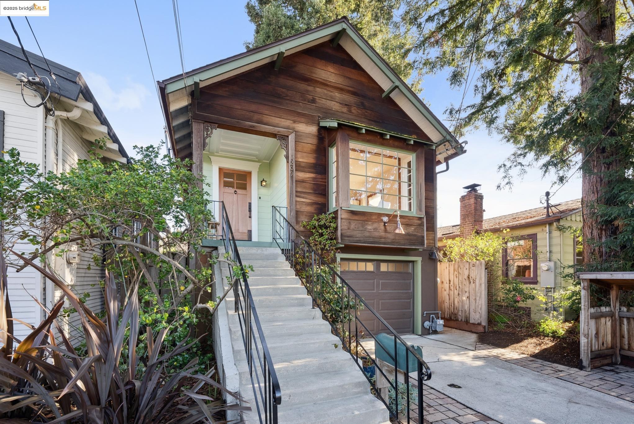 1209 Talbot Ave