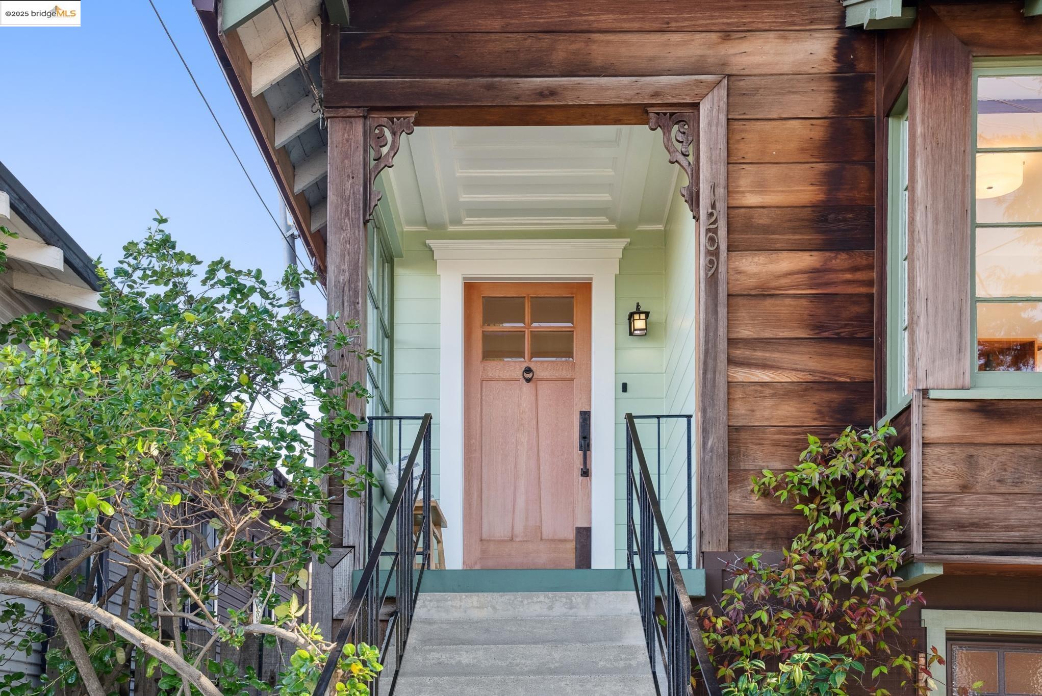 1209 Talbot Ave
