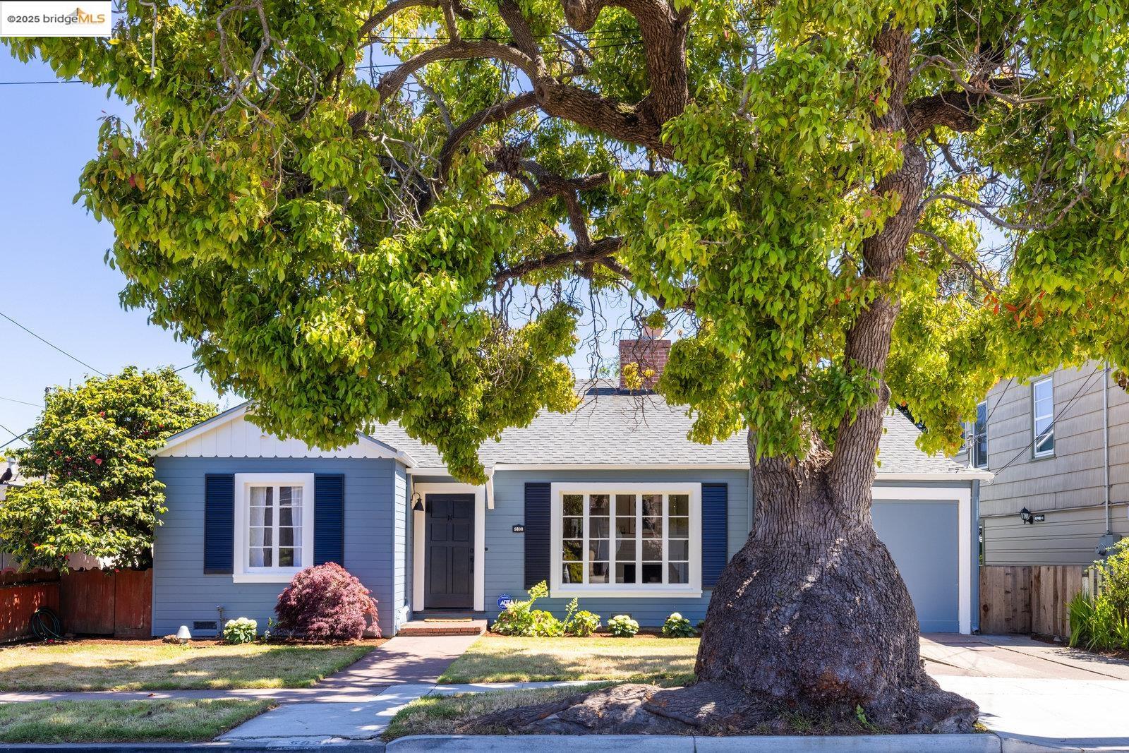5838 Sacramento Ave
