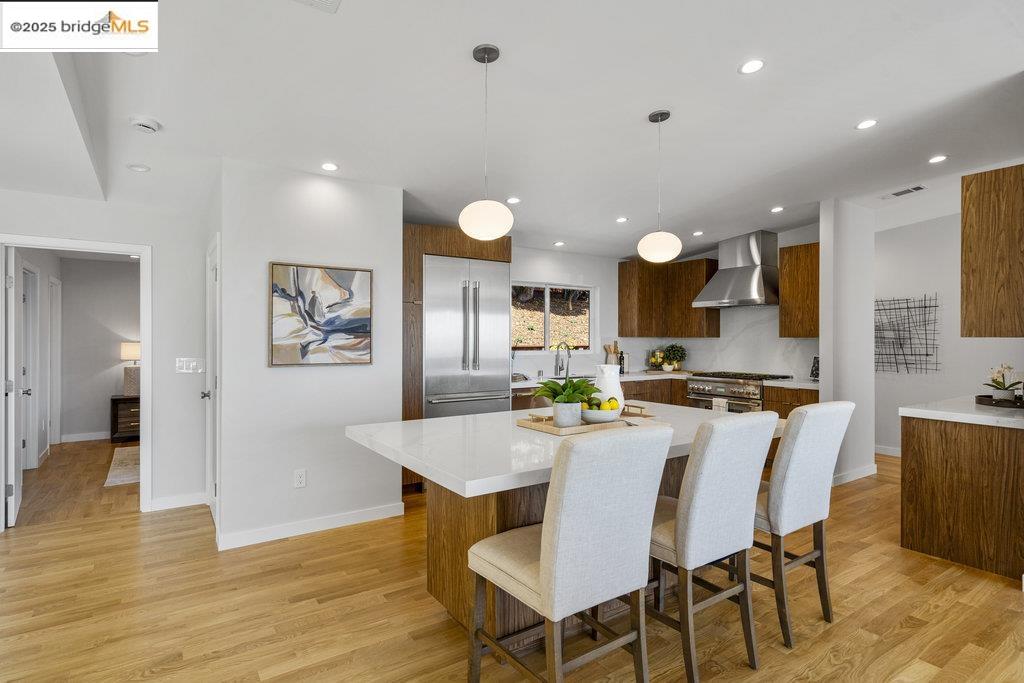 844 Gelston Place