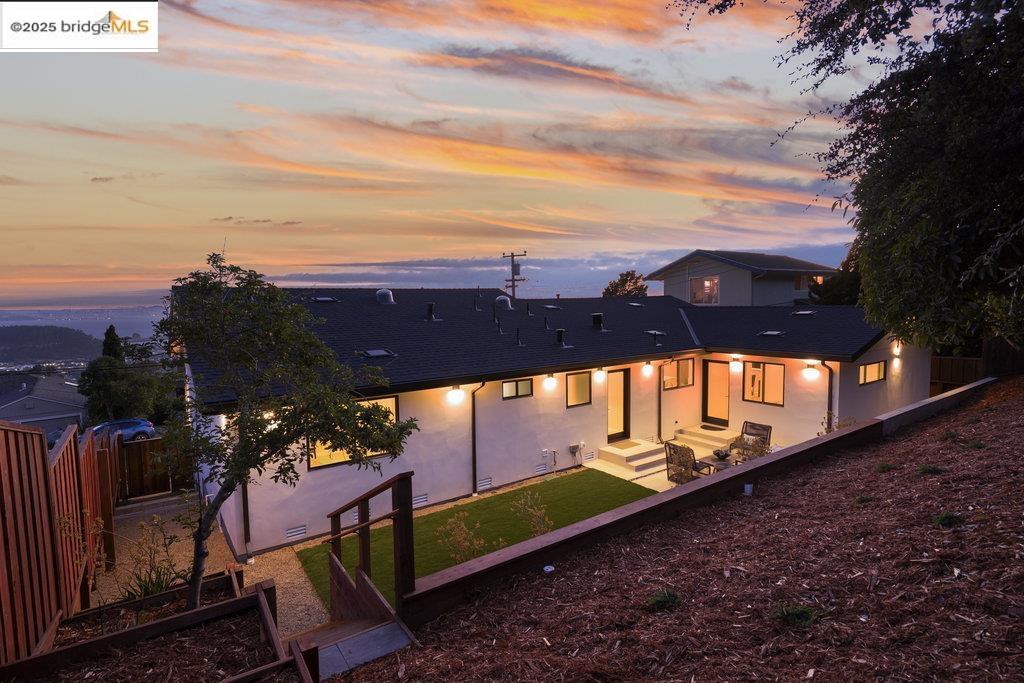844 Gelston Place