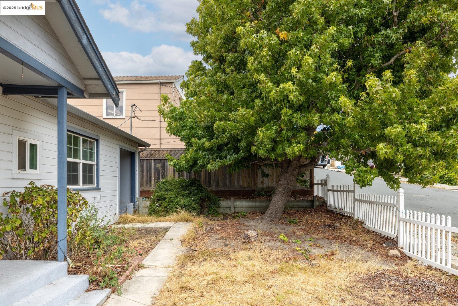 619 Santa Maria Rd