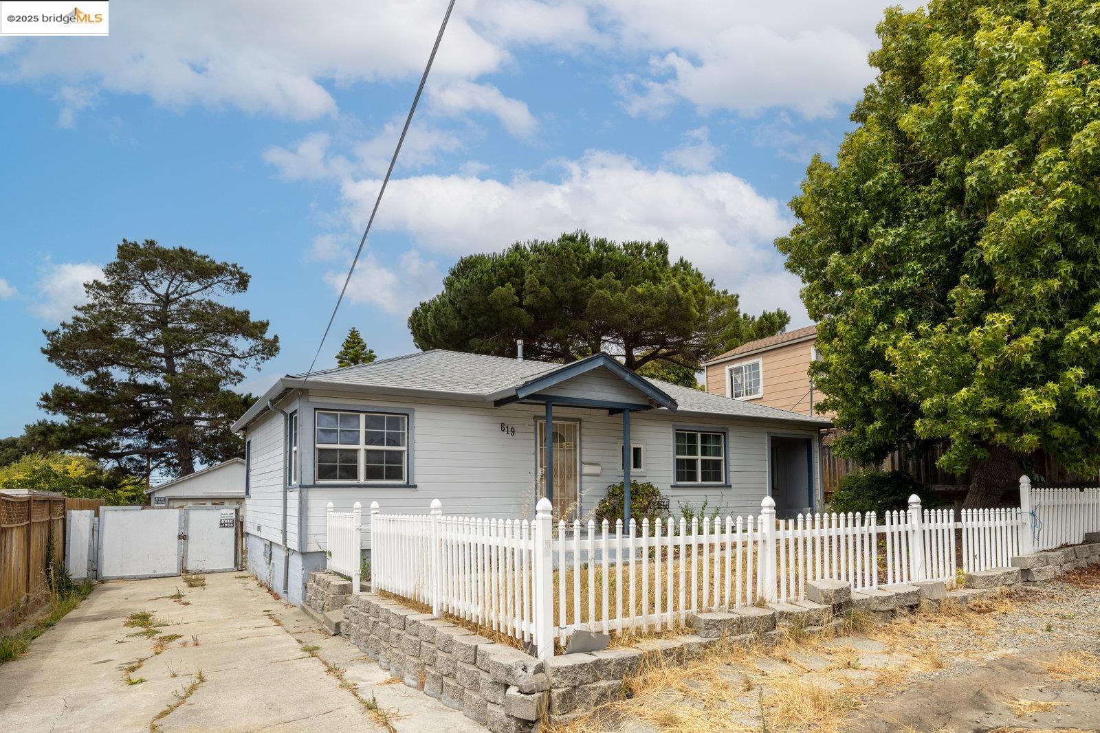 619 Santa Maria Rd
