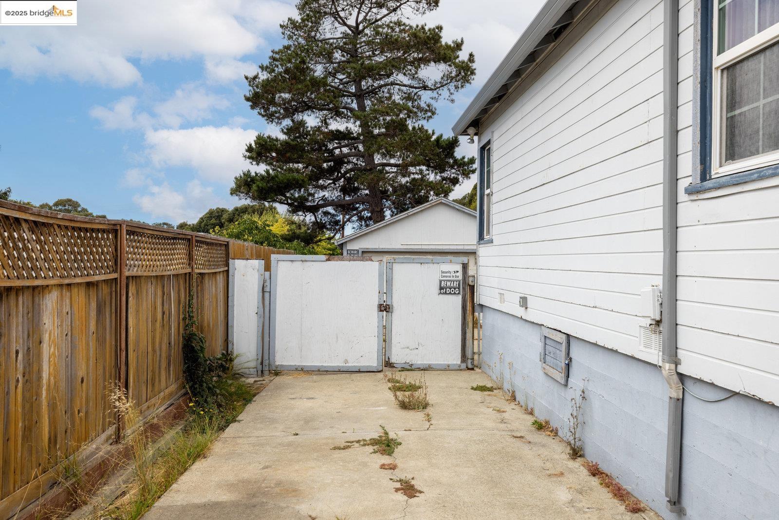 619 Santa Maria Rd