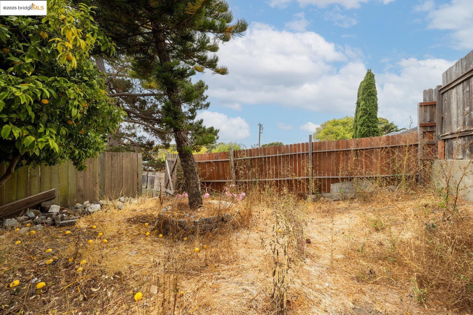 619 Santa Maria Rd