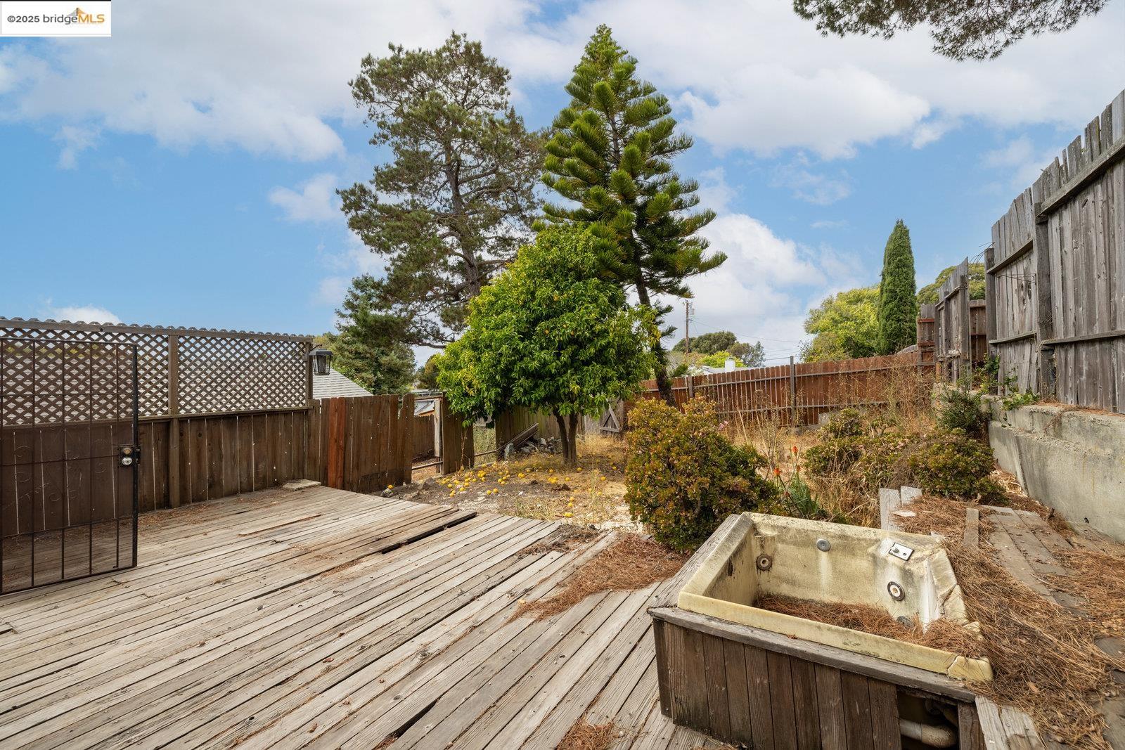 619 Santa Maria Rd