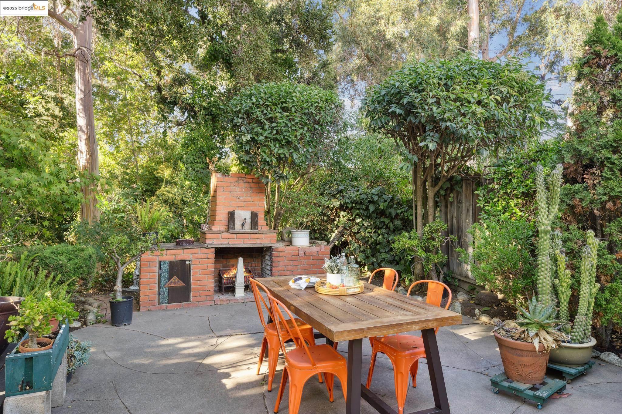 972 Collier Dr