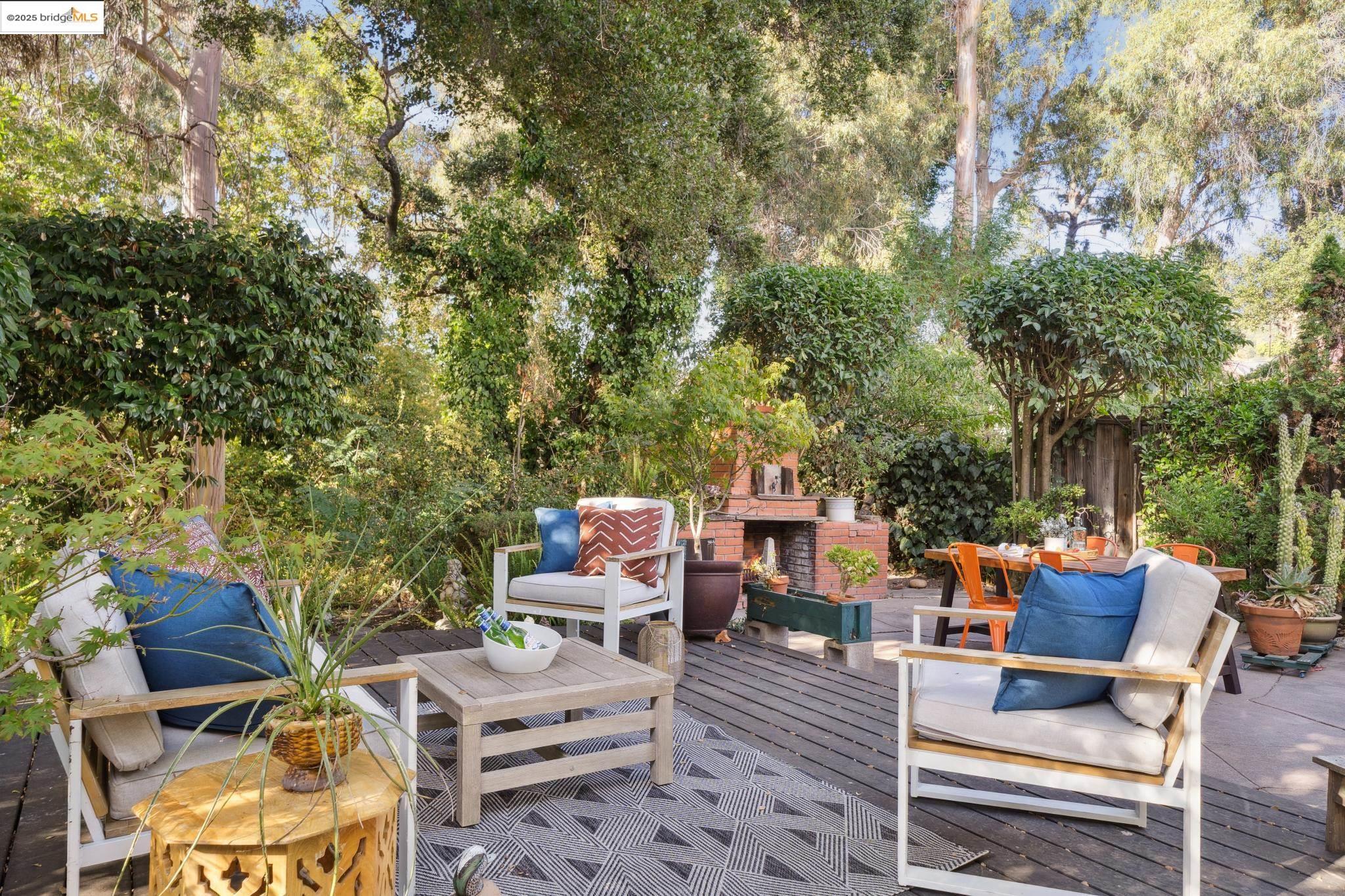 972 Collier Dr