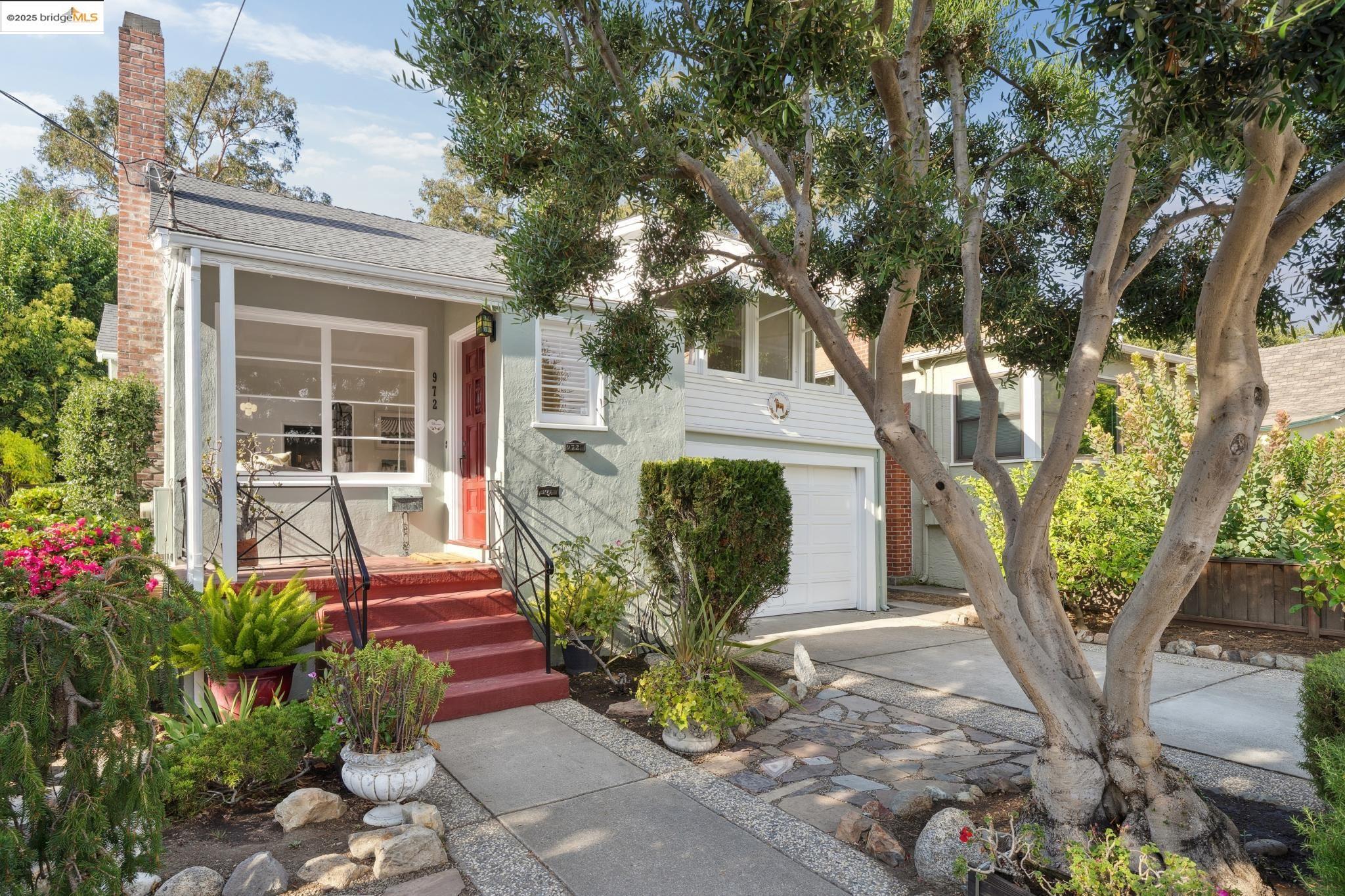 972 Collier Dr