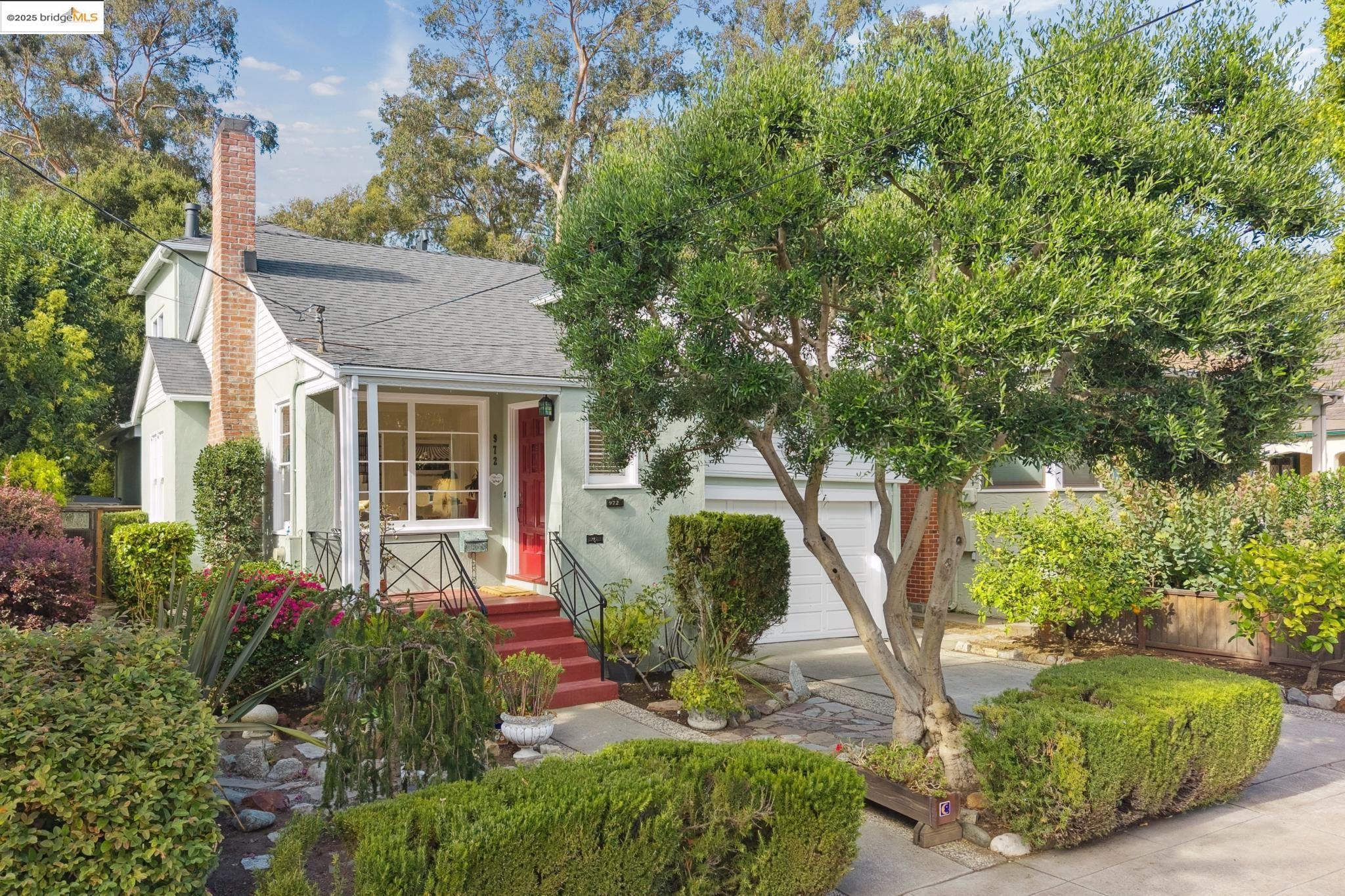 972 Collier Dr