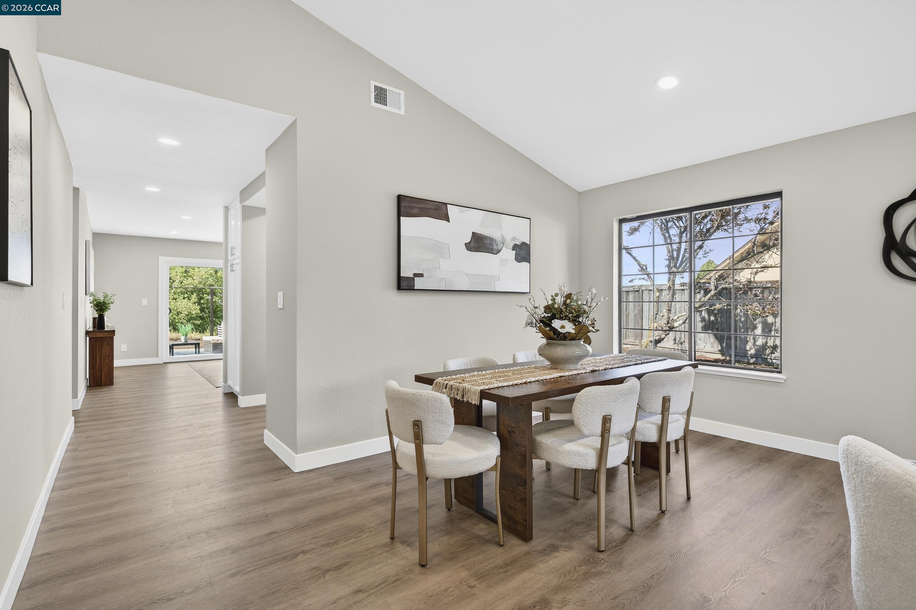 2413 Christian Ct