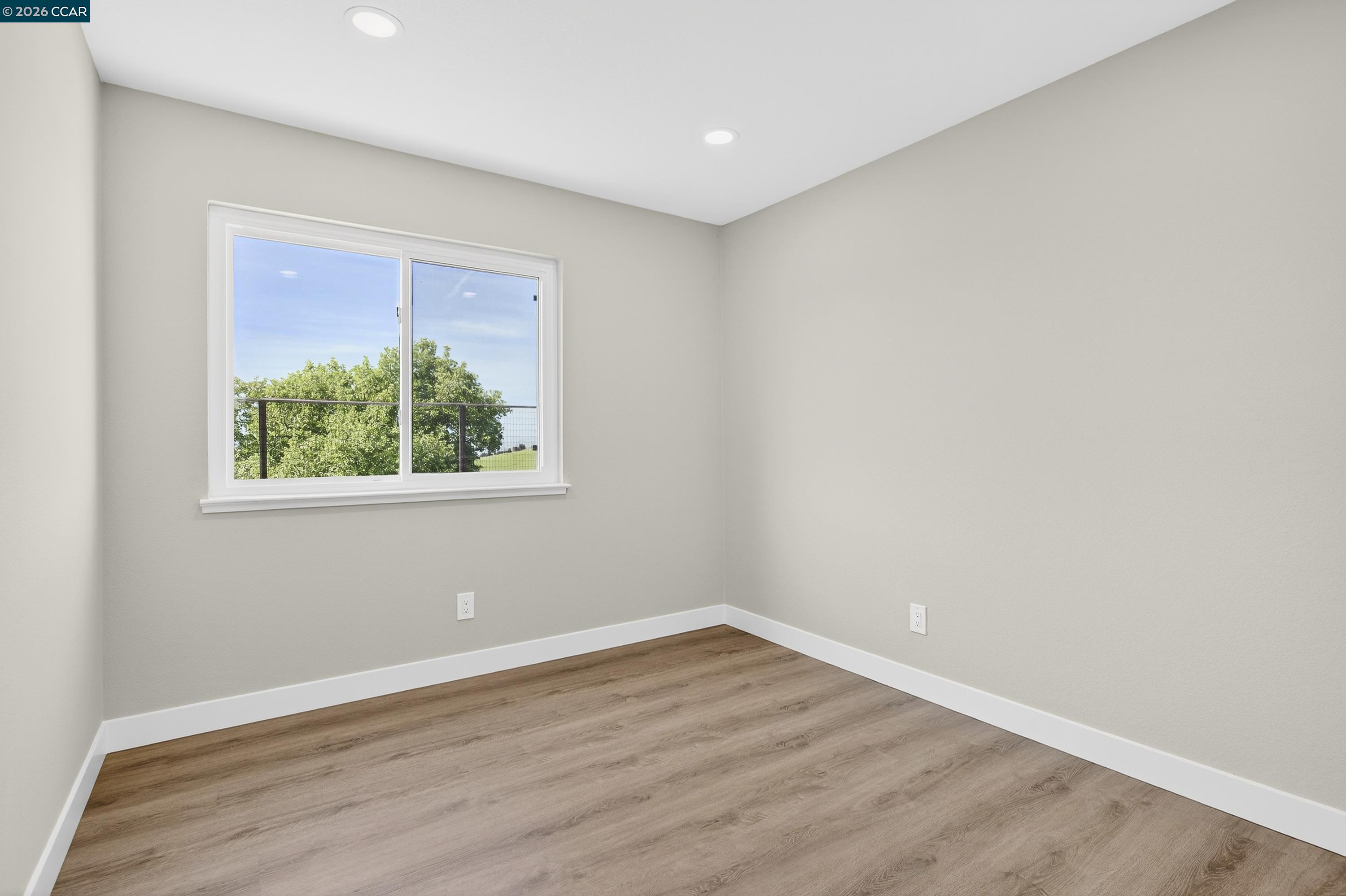 2413 Christian Ct