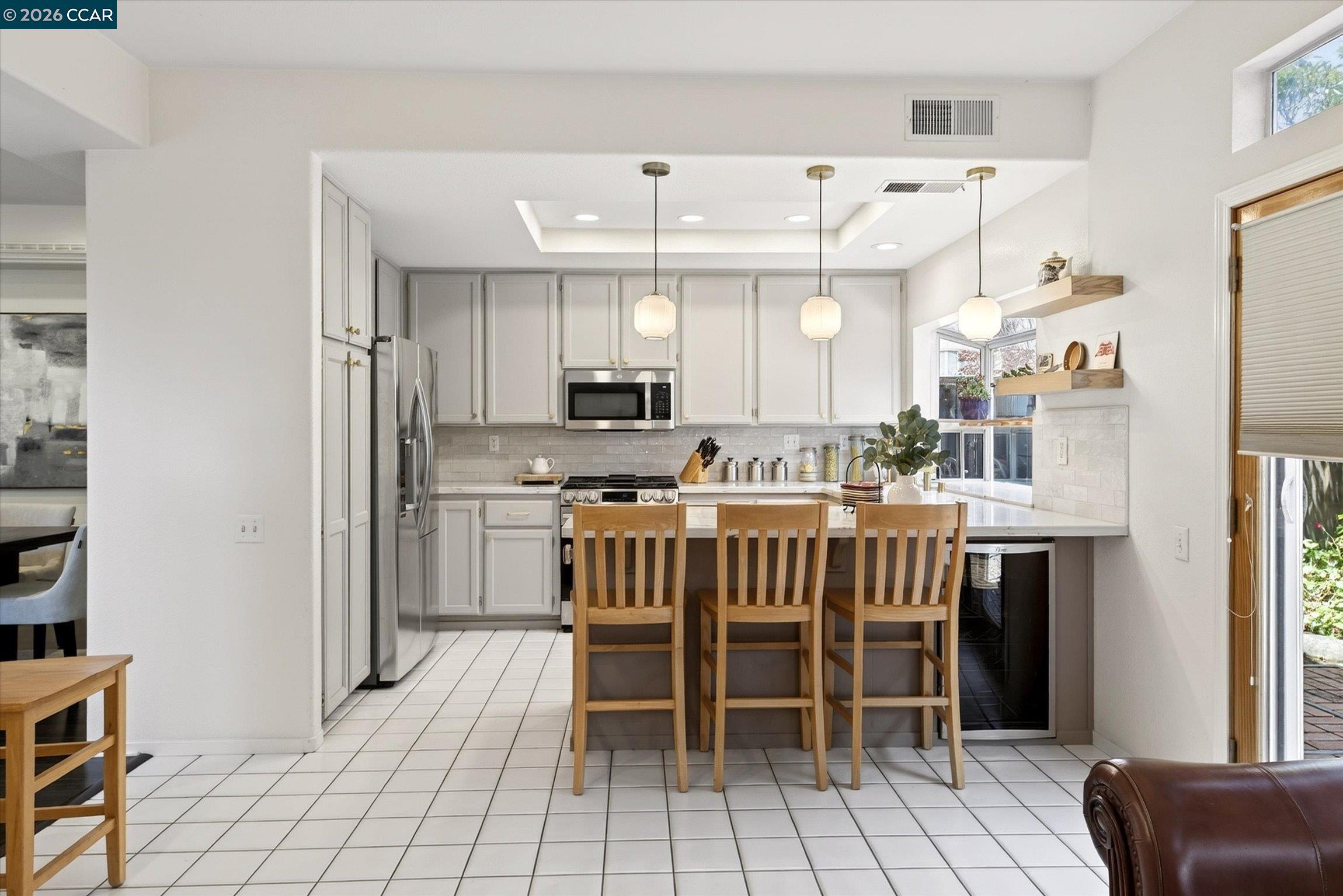 48 Southwind Cir