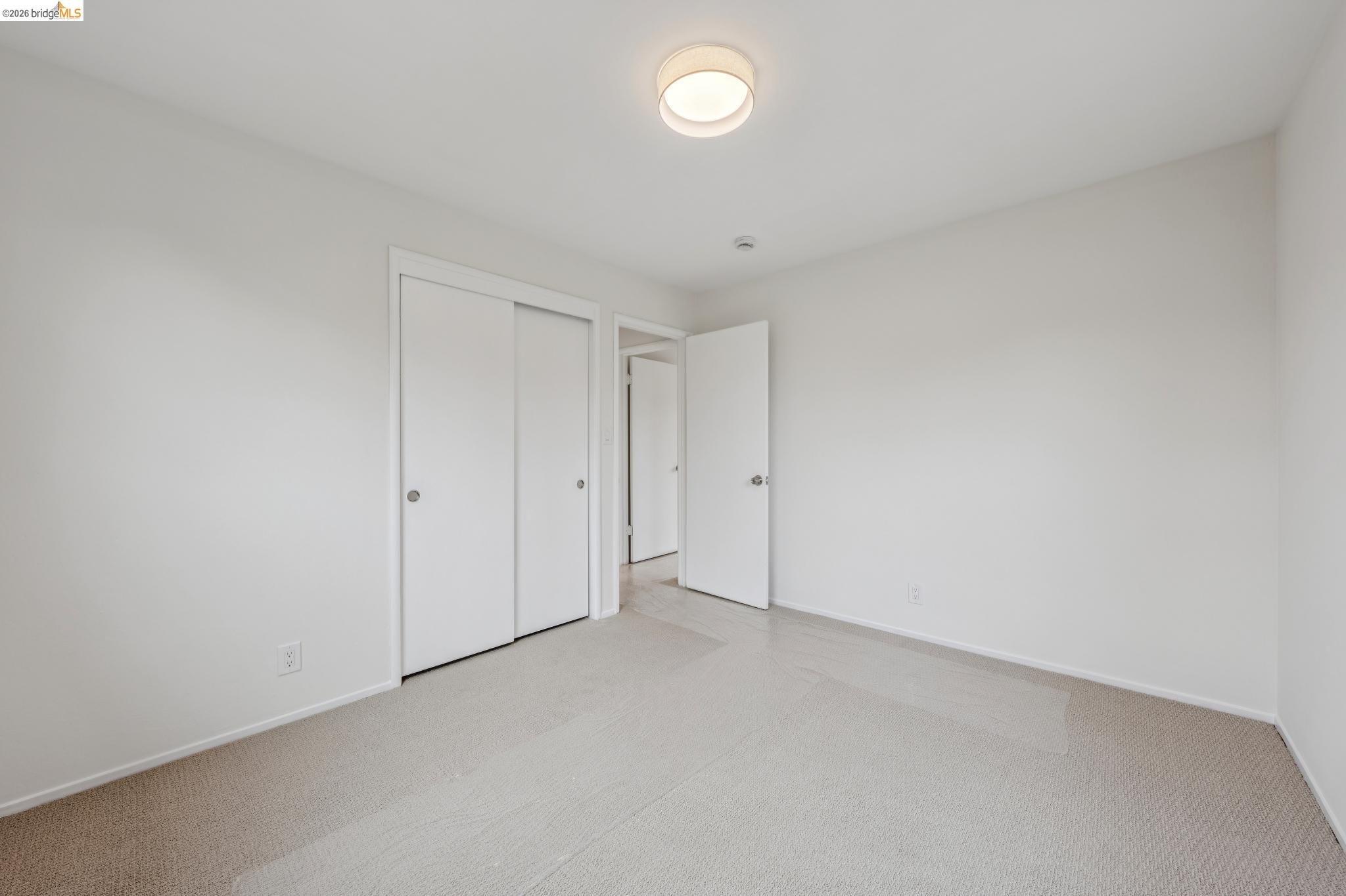 1223 Elm St