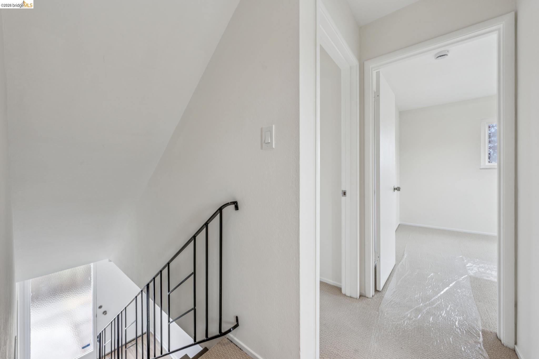 1223 Elm St
