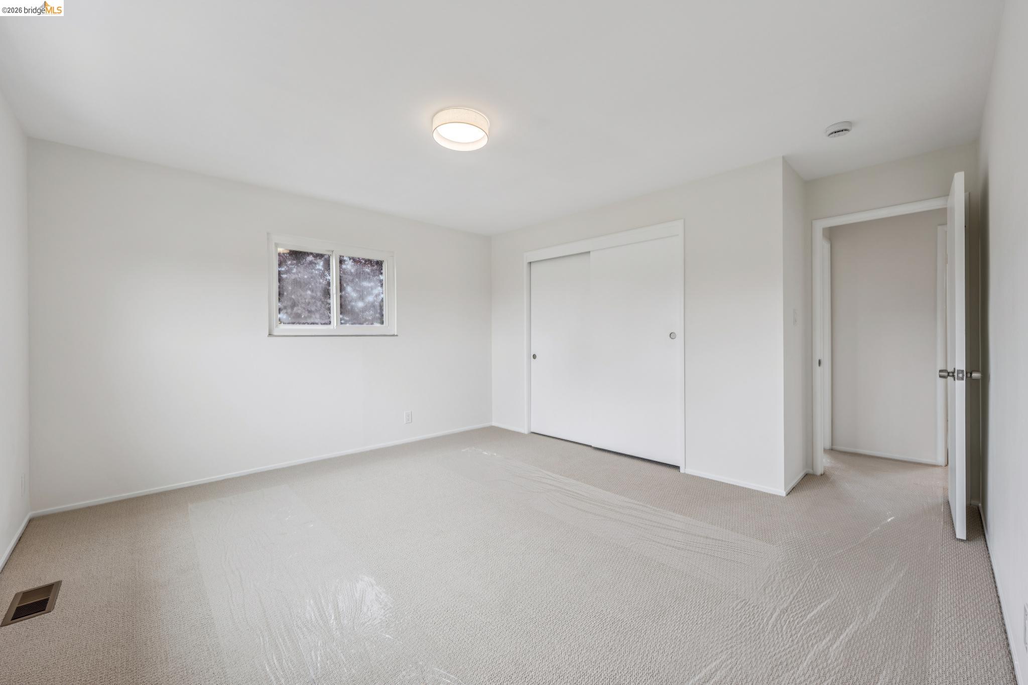 1223 Elm St