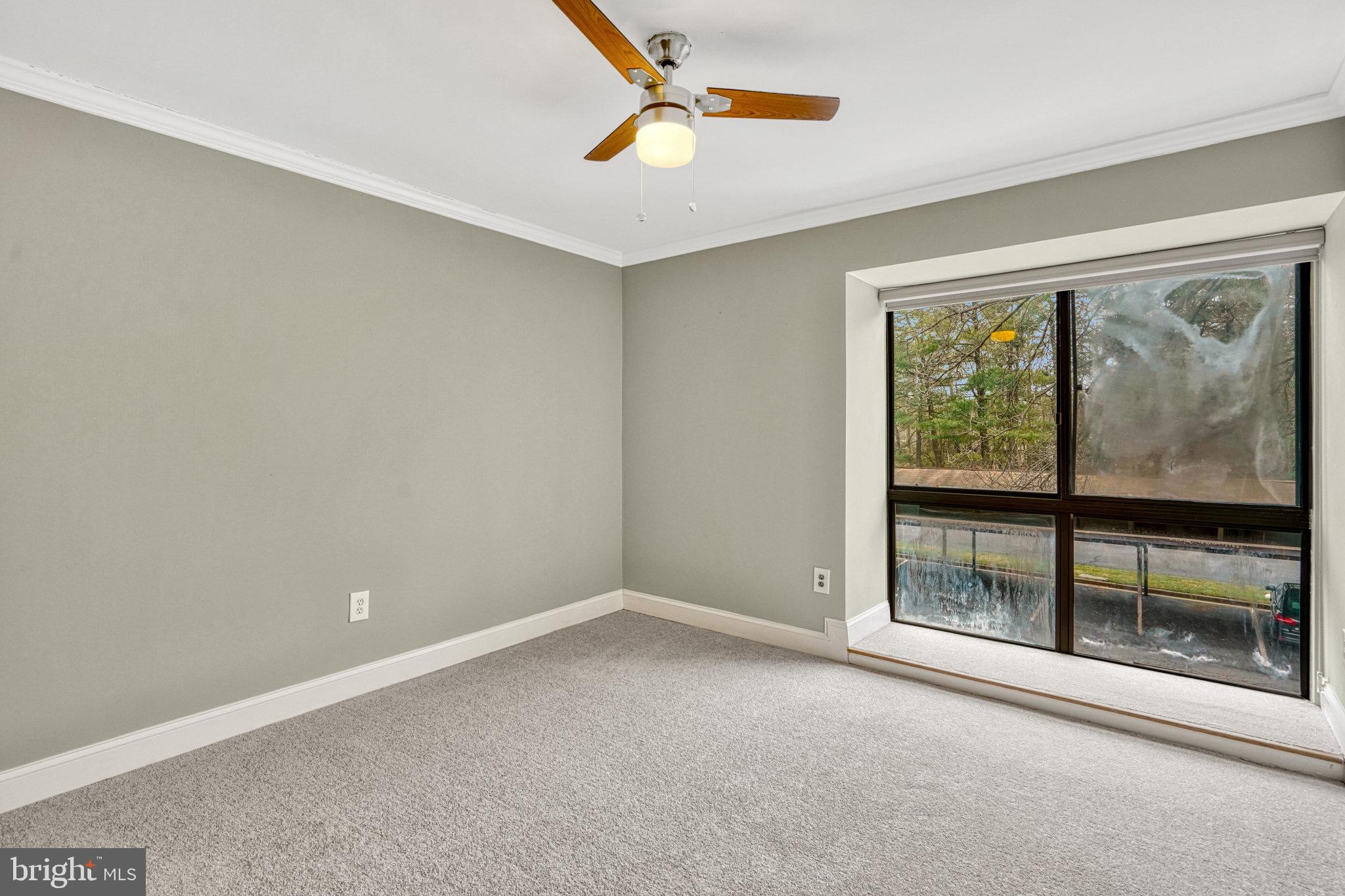 11556 ROLLING GREEN COURT 15/300