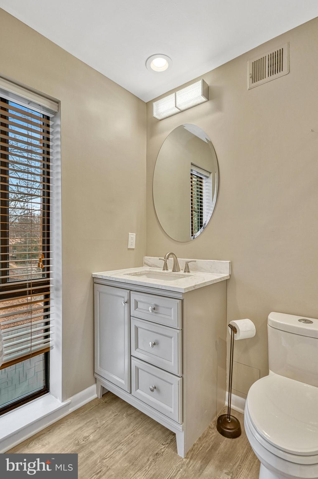 11556 ROLLING GREEN COURT 15/300