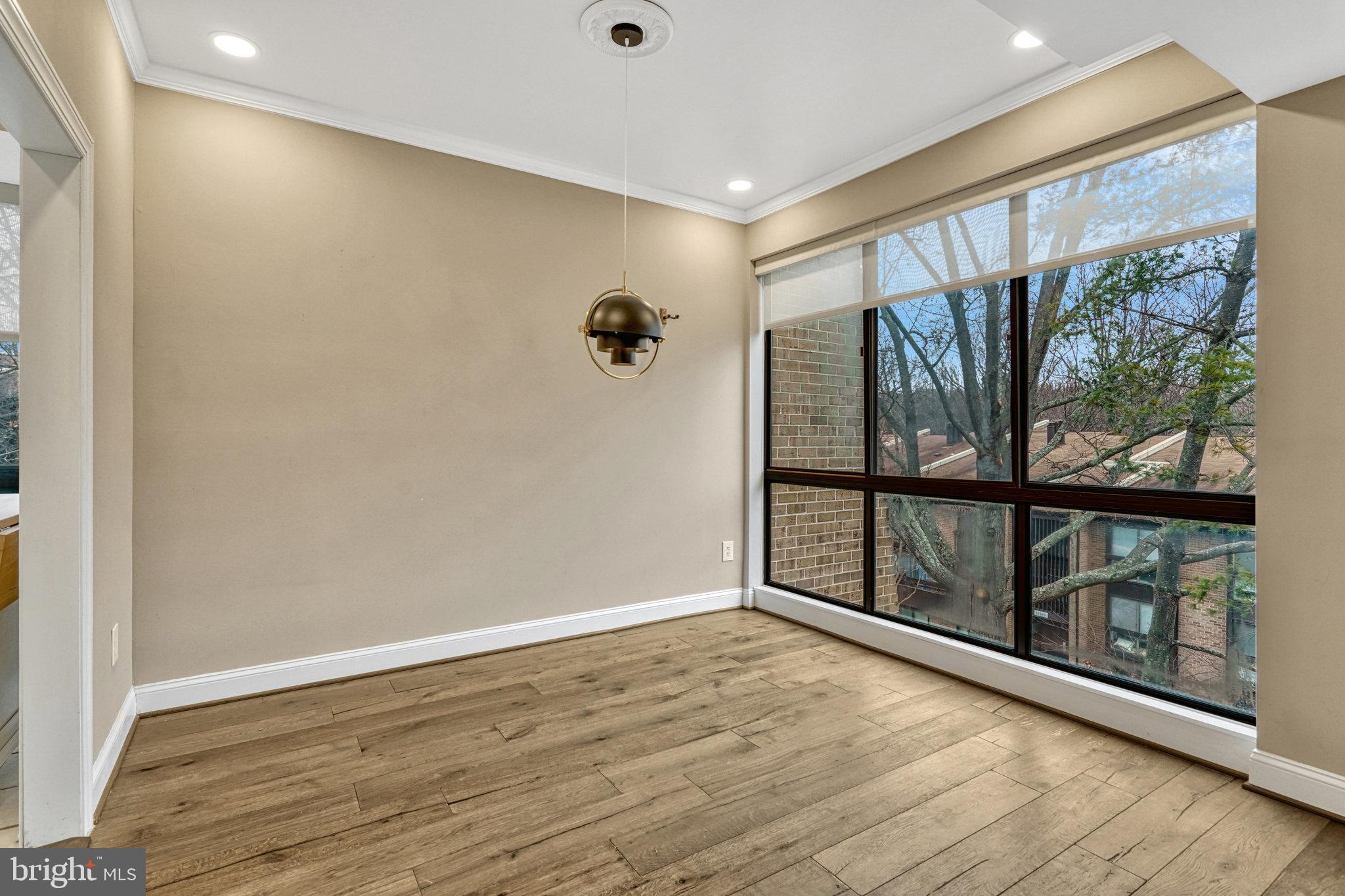 11556 ROLLING GREEN COURT 15/300
